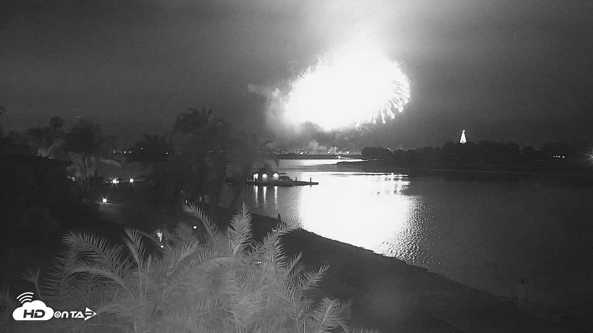 Snapshot of SD Mission Bay Resort Live Webcam taken Jun 13, 2025, 8:55pm PDT