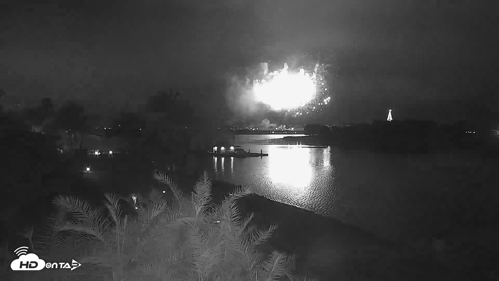 Snapshot of SD Mission Bay Resort Live Webcam taken Jun 13, 2025, 8:54pm PDT
