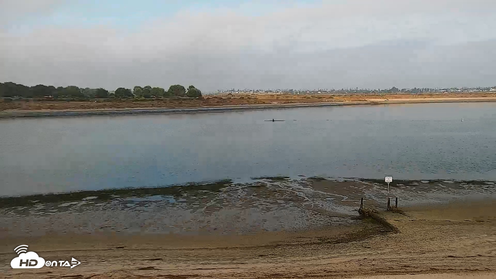 Snapshot of SD Mission Bay Resort Live Webcam taken May 31, 2025, 8:27am PDT