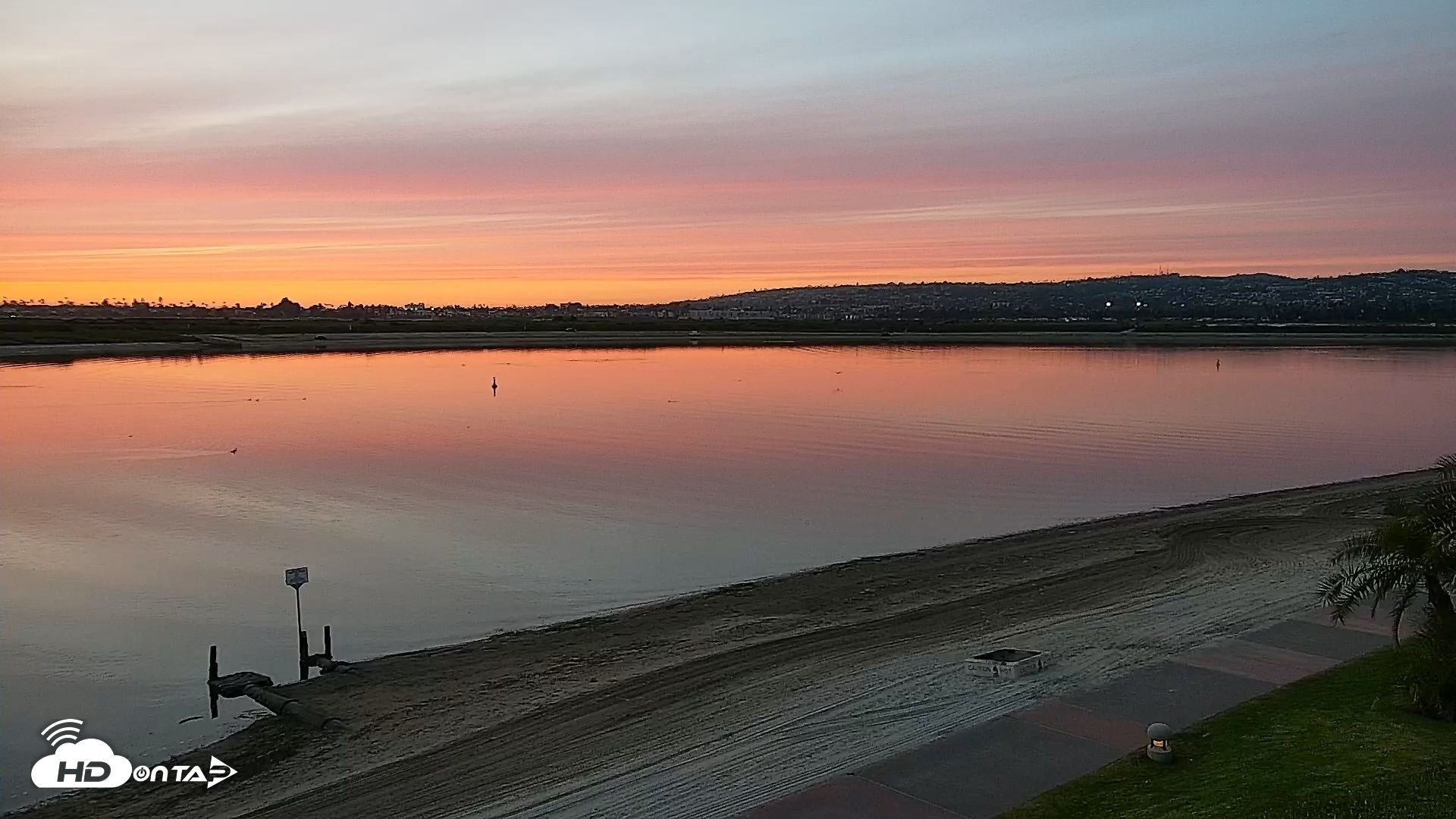 Snapshot of SD Mission Bay Resort Live Webcam taken Jan 28, 2026, 5:26pm PST