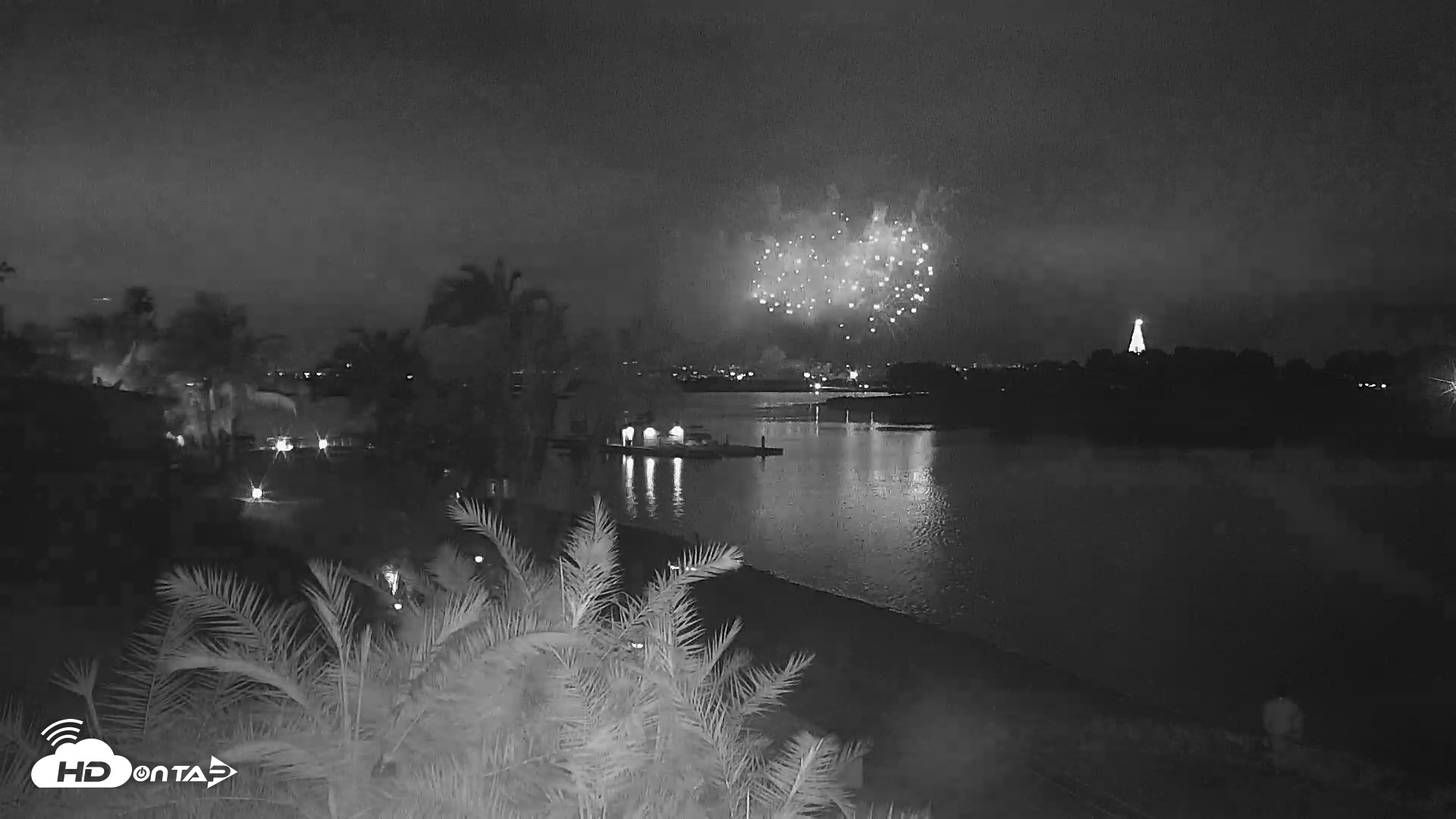Snapshot of SD Mission Bay Resort Live Webcam taken Jun 13, 2025, 8:54pm PDT