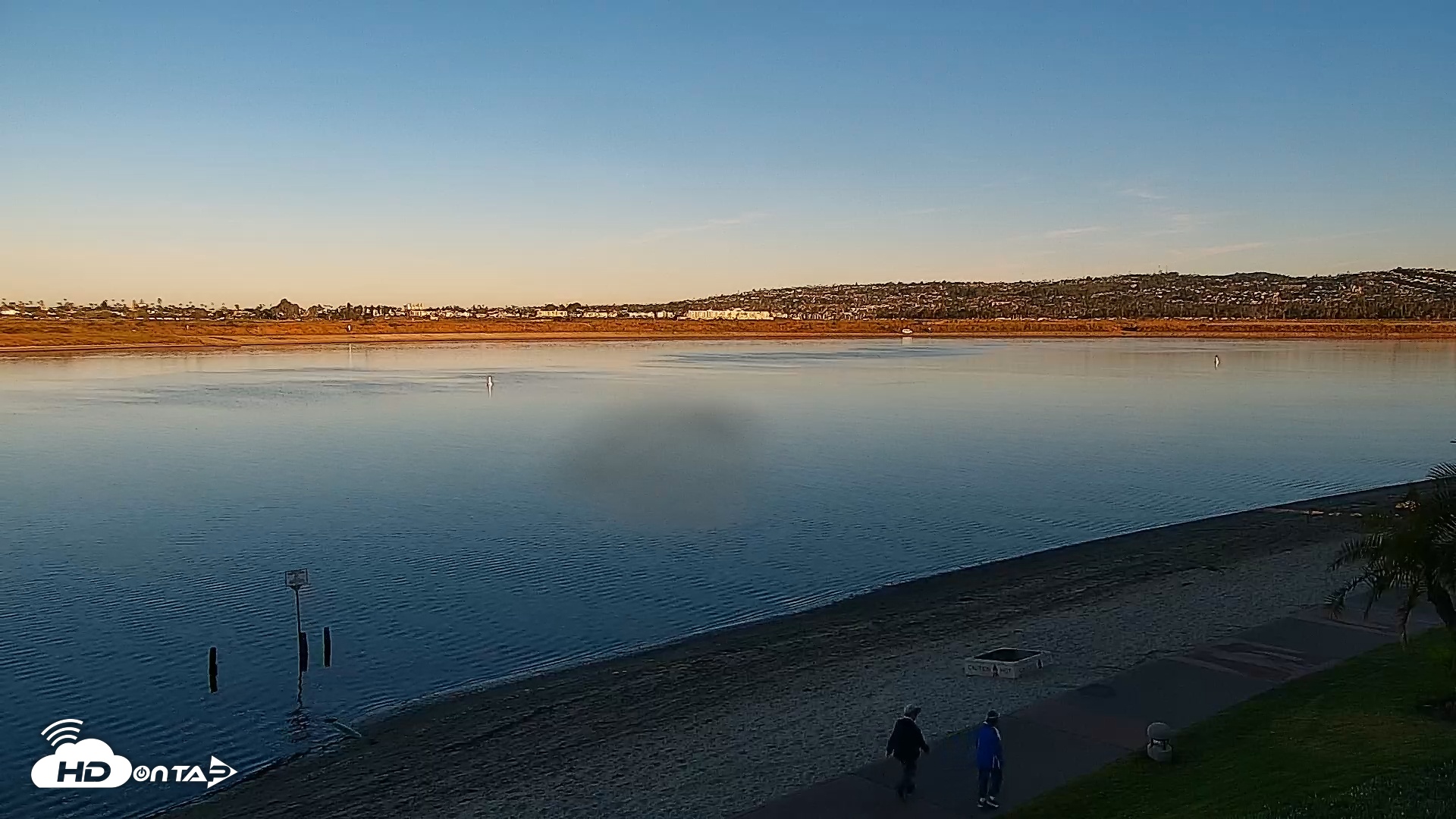 Snapshot of SD Mission Bay Resort Live Webcam taken Mar 13, 2026, 7:44am PDT
