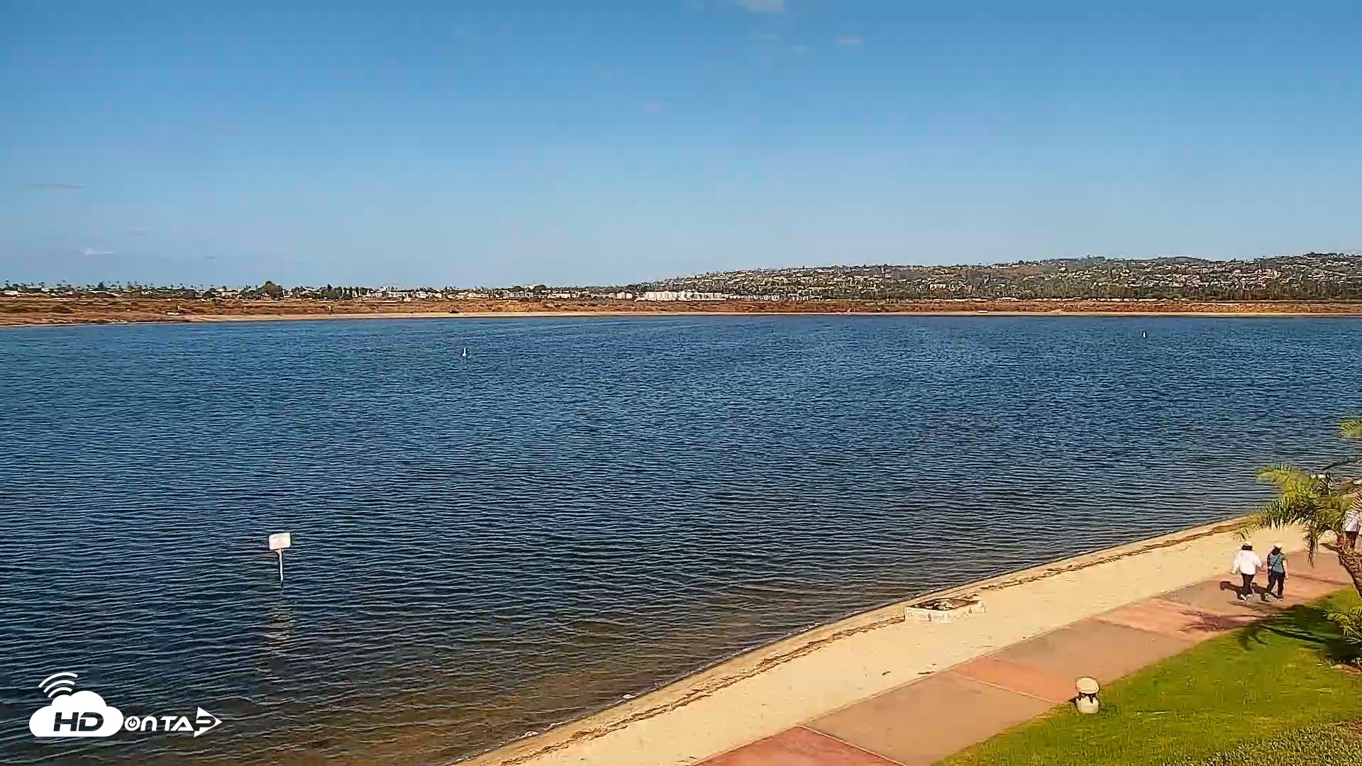 Snapshot of SD Mission Bay Resort Live Webcam taken Oct 13, 2026, 10:39am PDT