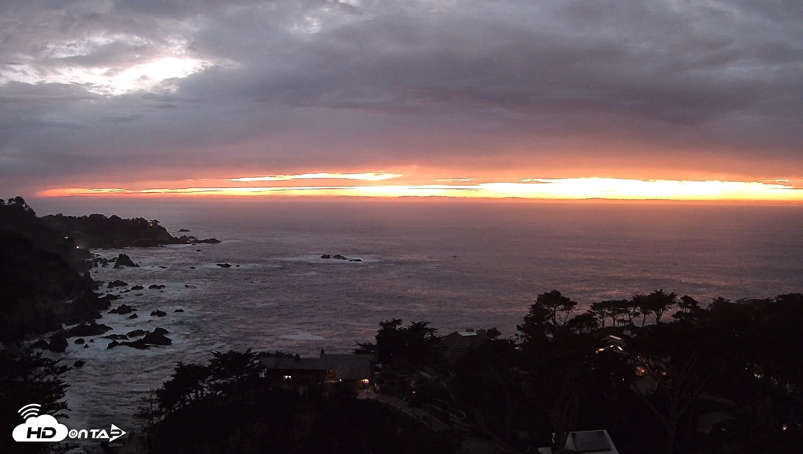 Snapshot of Carmel-By-The-Sea Live Webcam taken Jan 21, 2026, 5:46pm PST