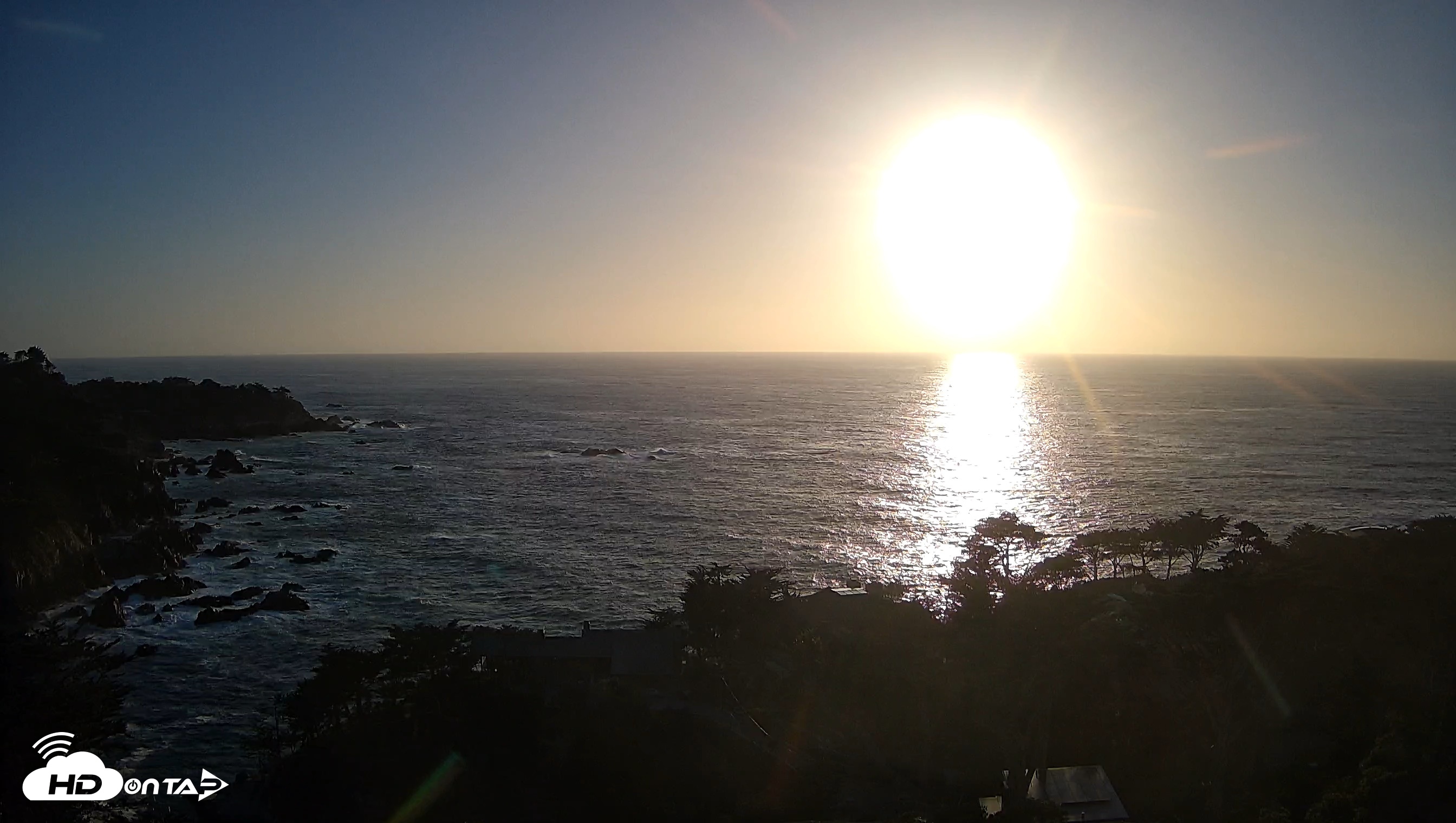 Snapshot of Carmel-By-The-Sea Live Webcam taken Oct 12, 2026, 5:54pm PDT