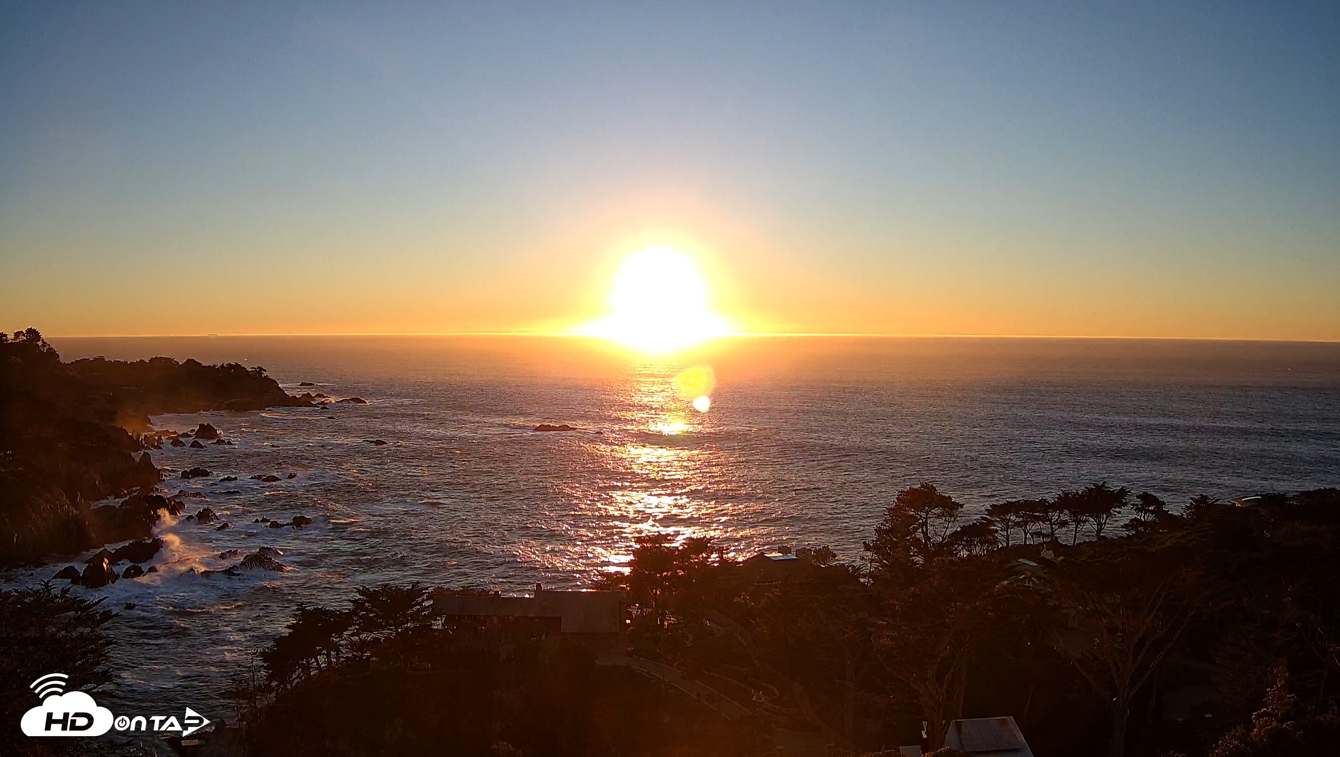 Snapshot of Carmel-By-The-Sea Live Webcam taken Jan 13, 2026, 4:59pm PST