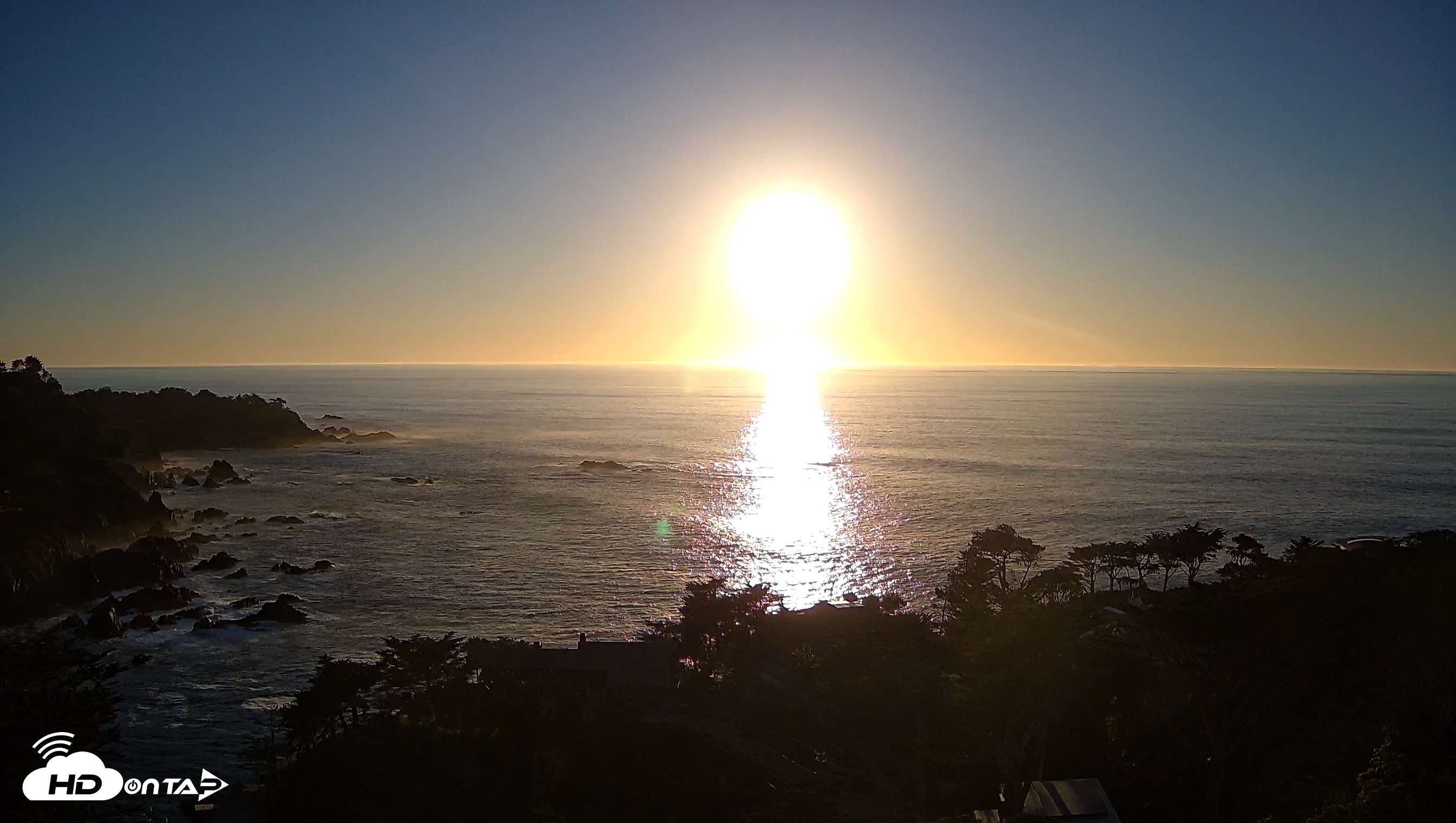 Snapshot of Carmel-By-The-Sea Live Webcam taken Feb 4, 2026, 5:04pm PST