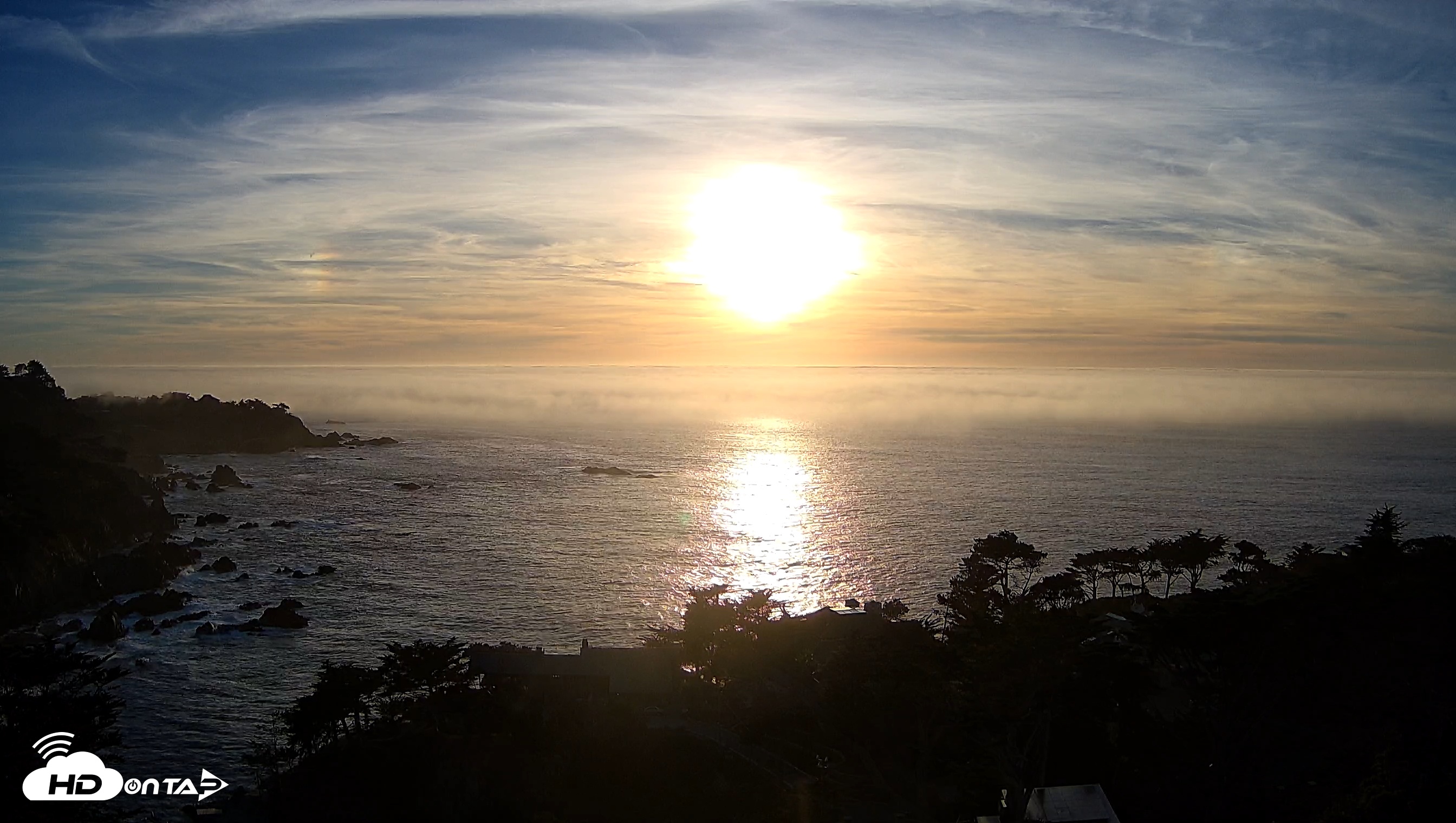 Snapshot of Carmel-By-The-Sea Live Webcam taken Nov 9, 2025, 4:31pm PST