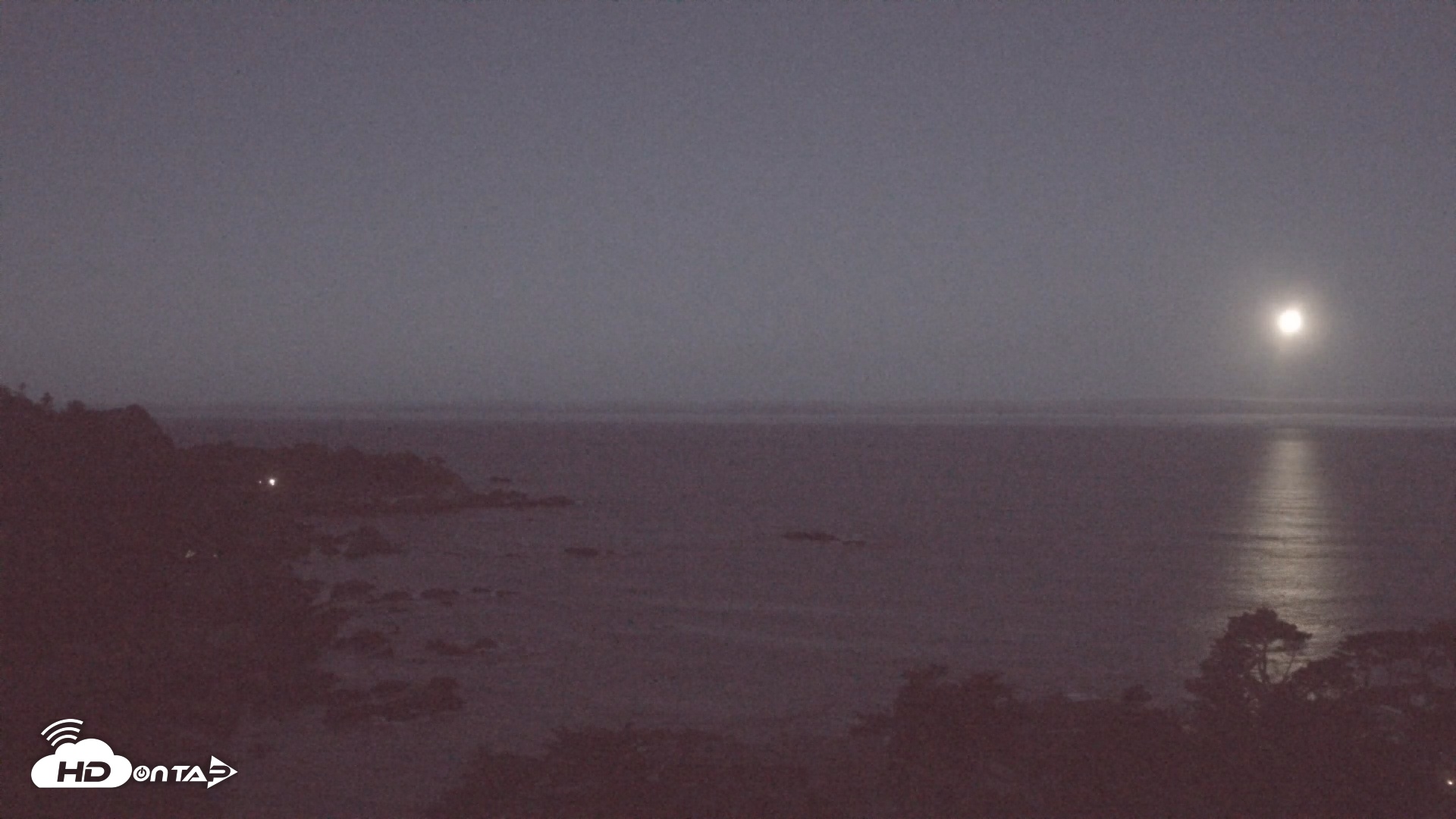 Snapshot of Carmel-By-The-Sea Live Webcam taken Sep 7, 2025, 6:10am PDT