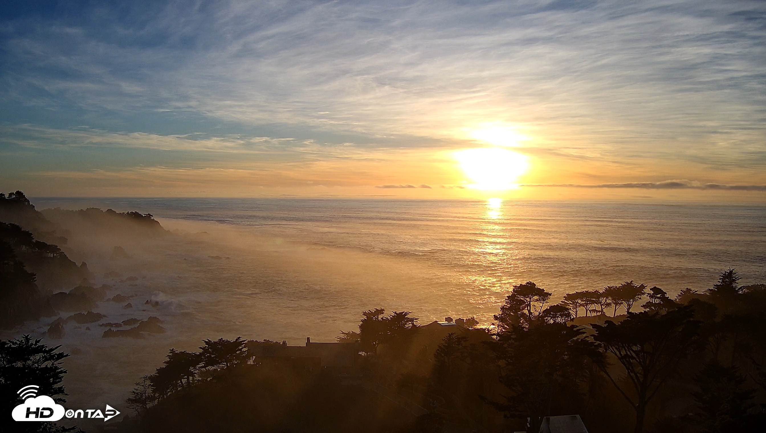 Snapshot of Carmel-By-The-Sea Live Webcam taken Oct 25, 2025, 6:02pm PDT