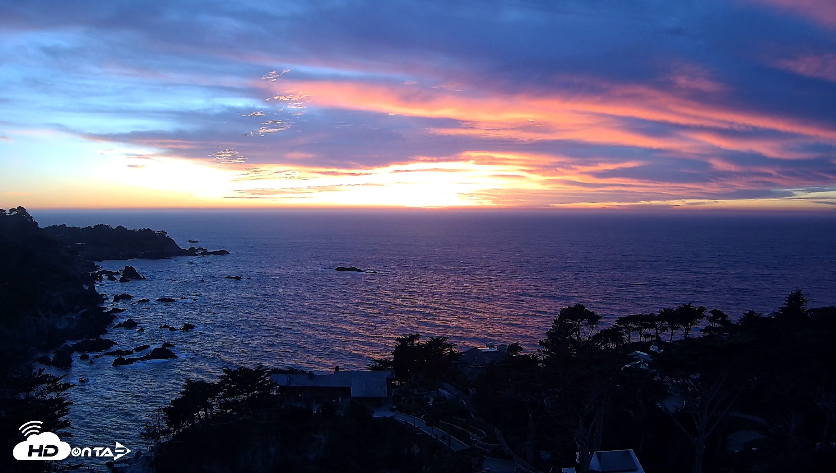 Snapshot of Carmel-By-The-Sea Live Webcam taken Dec 15, 2025, 5:05pm PST