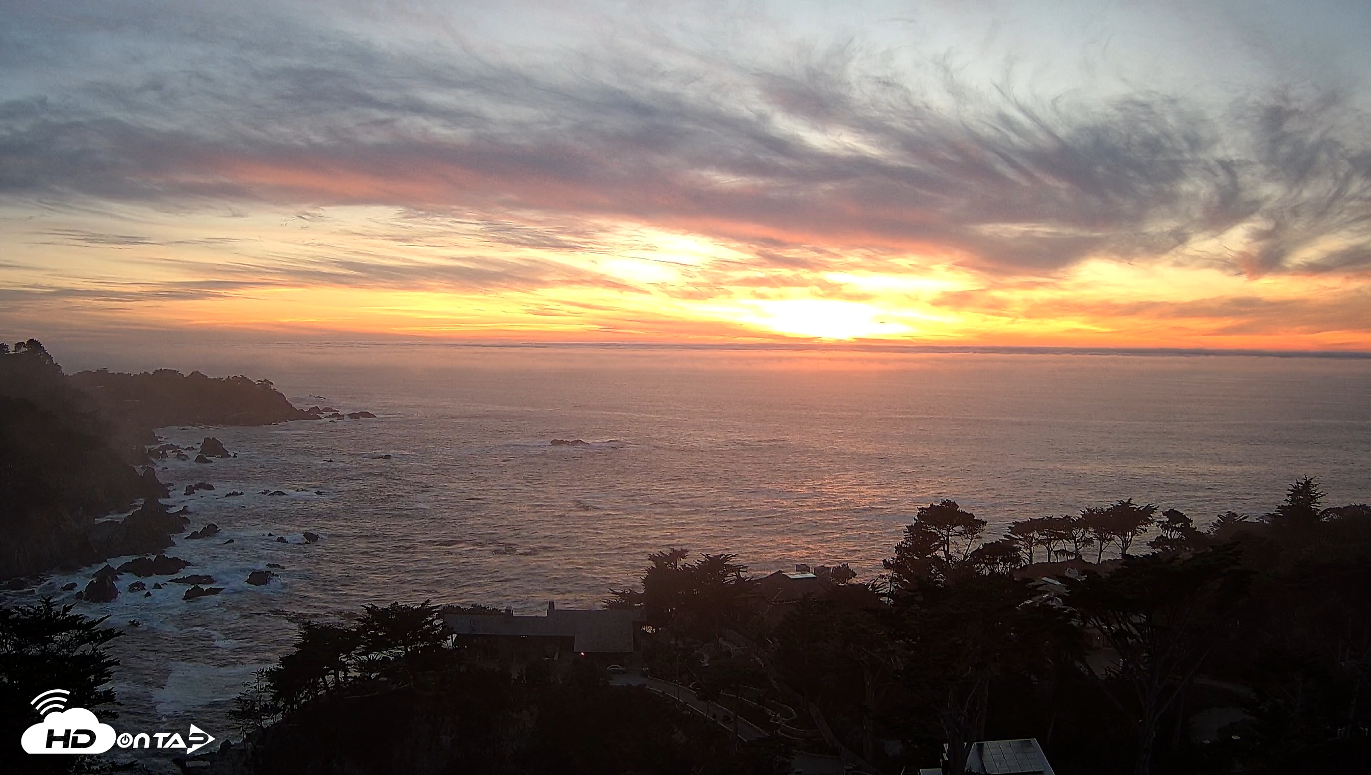 Snapshot of Carmel-By-The-Sea Live Webcam taken Nov 10, 2025, 5:09pm PST
