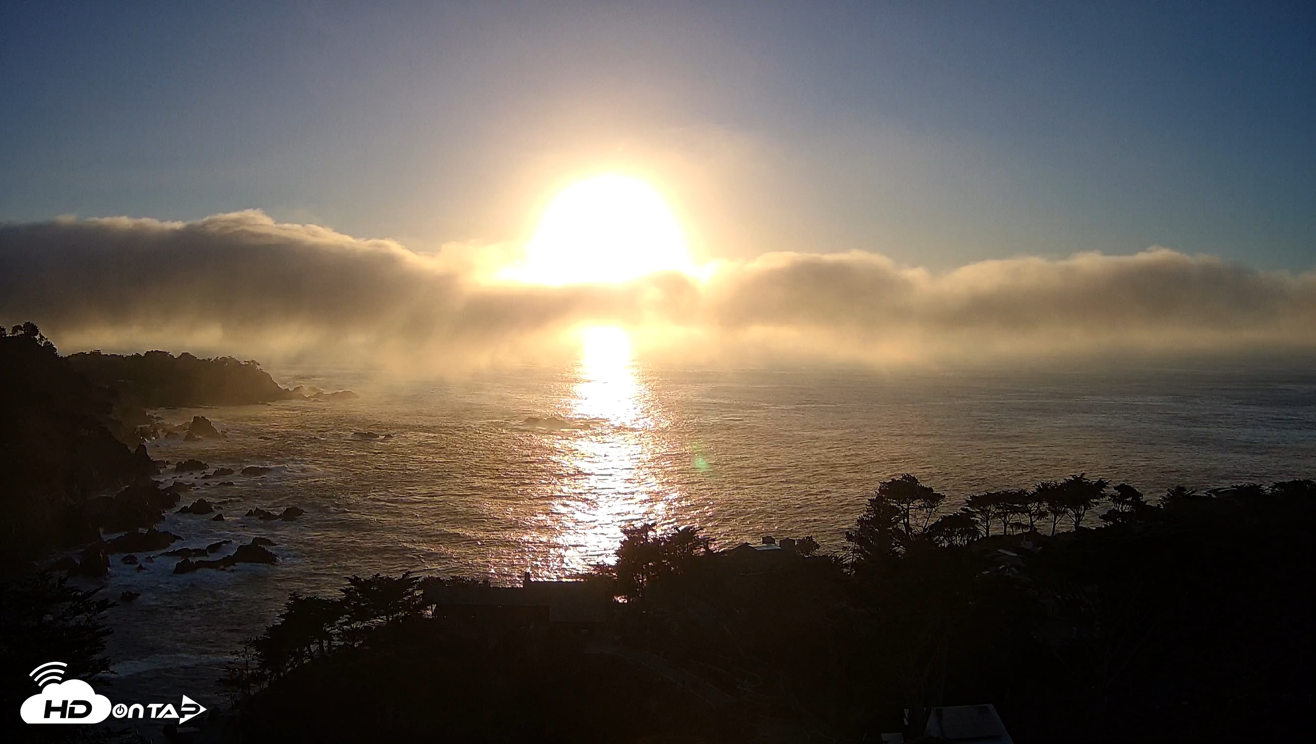 Snapshot of Carmel-By-The-Sea Live Webcam taken Jan 15, 2026, 4:45pm PST