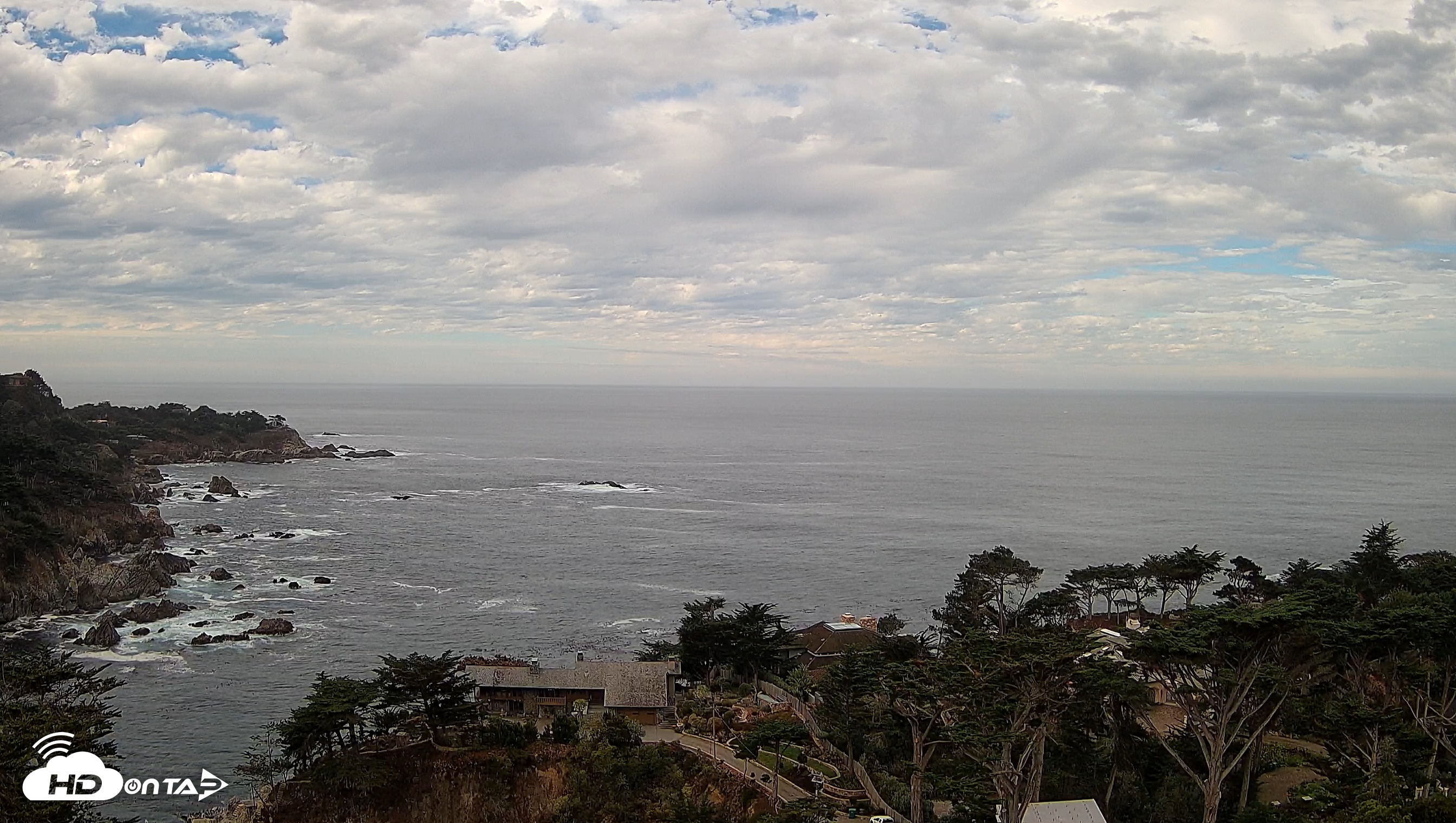 Snapshot of Carmel-By-The-Sea Live Webcam taken Sep 24, 2025, 10:06am PDT