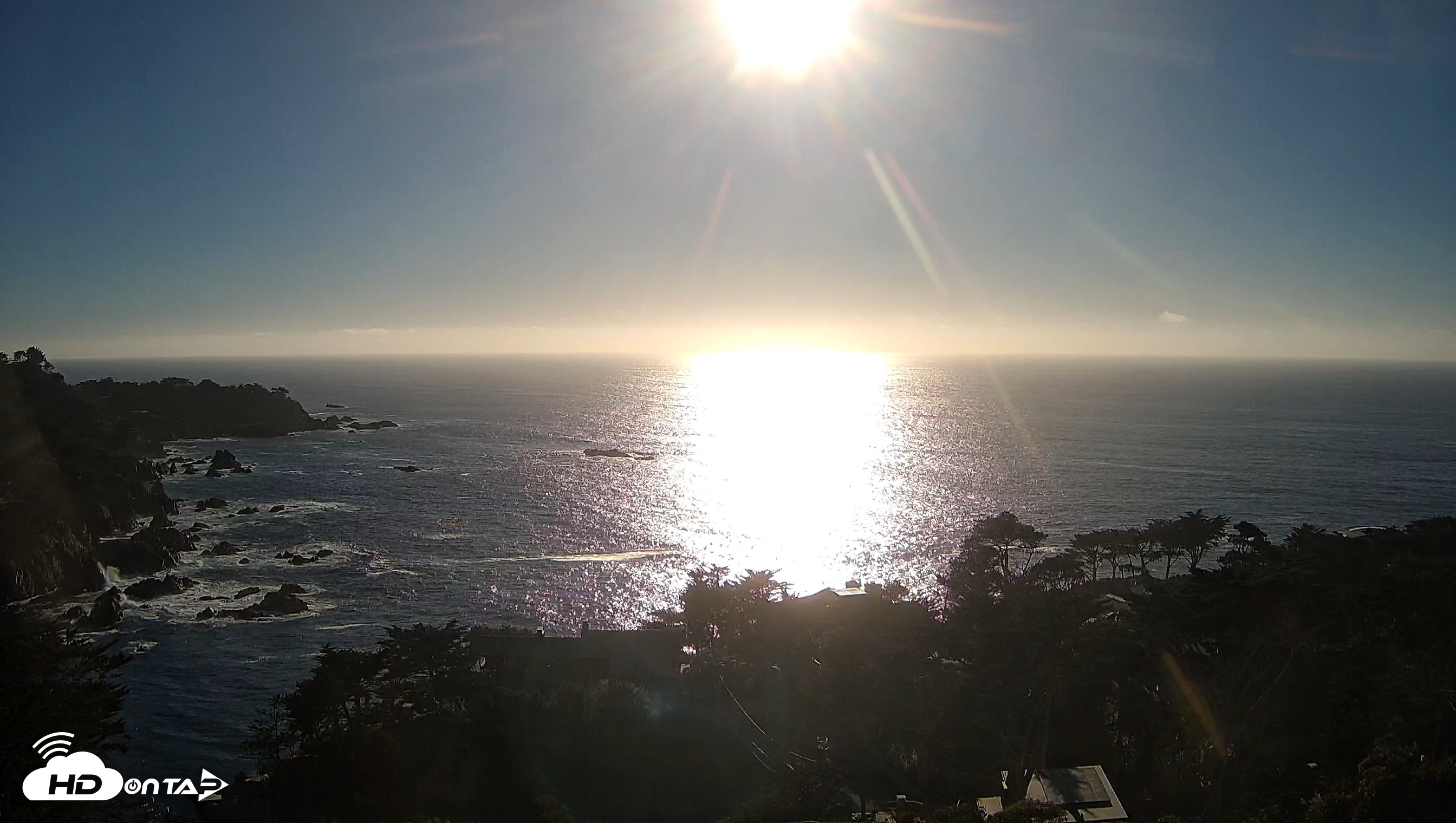 Snapshot of Carmel-By-The-Sea Live Webcam taken Oct 14, 2026, 4:59pm PDT