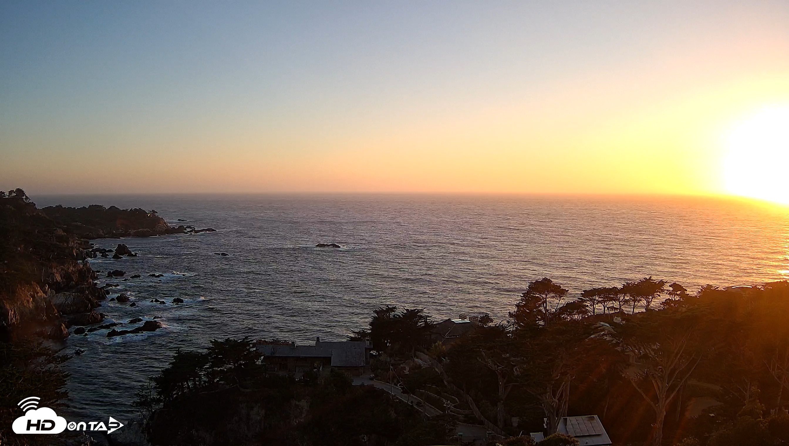 Snapshot of Carmel-By-The-Sea Live Webcam taken Aug 29, 2026, 7:29pm PDT