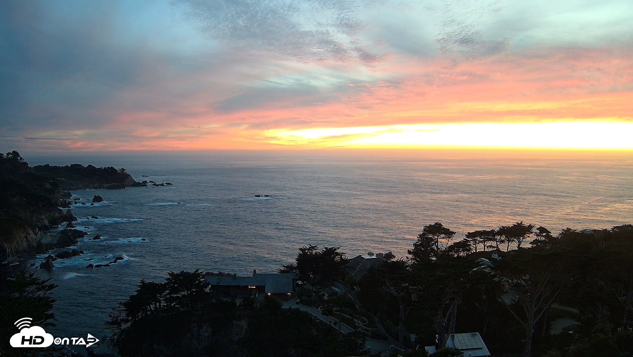 Snapshot of Carmel-By-The-Sea Live Webcam taken Sep 8, 2026, 7:41pm PDT