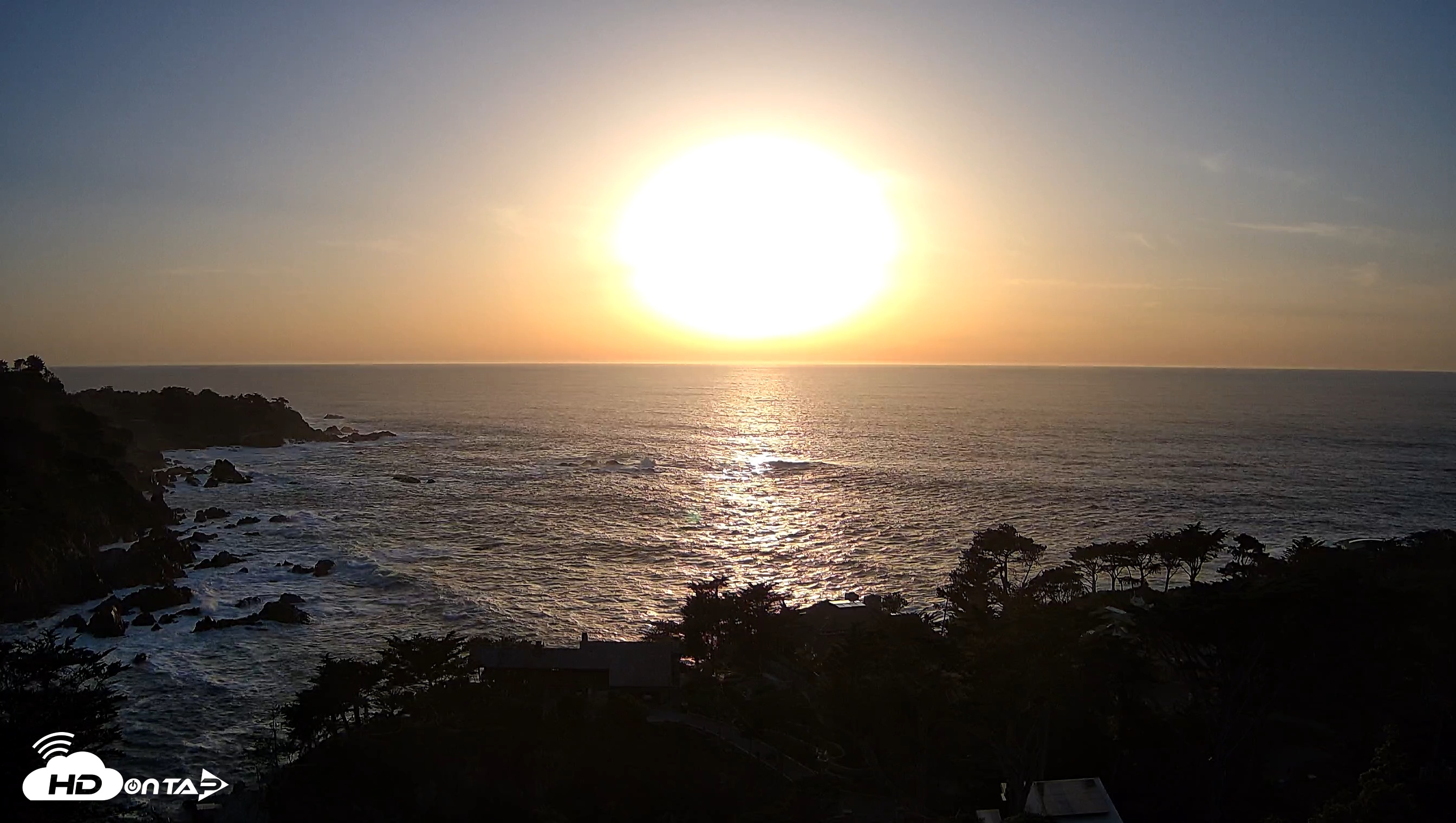 Snapshot of Carmel-By-The-Sea Live Webcam taken Jan 29, 2026, 5:00pm PST