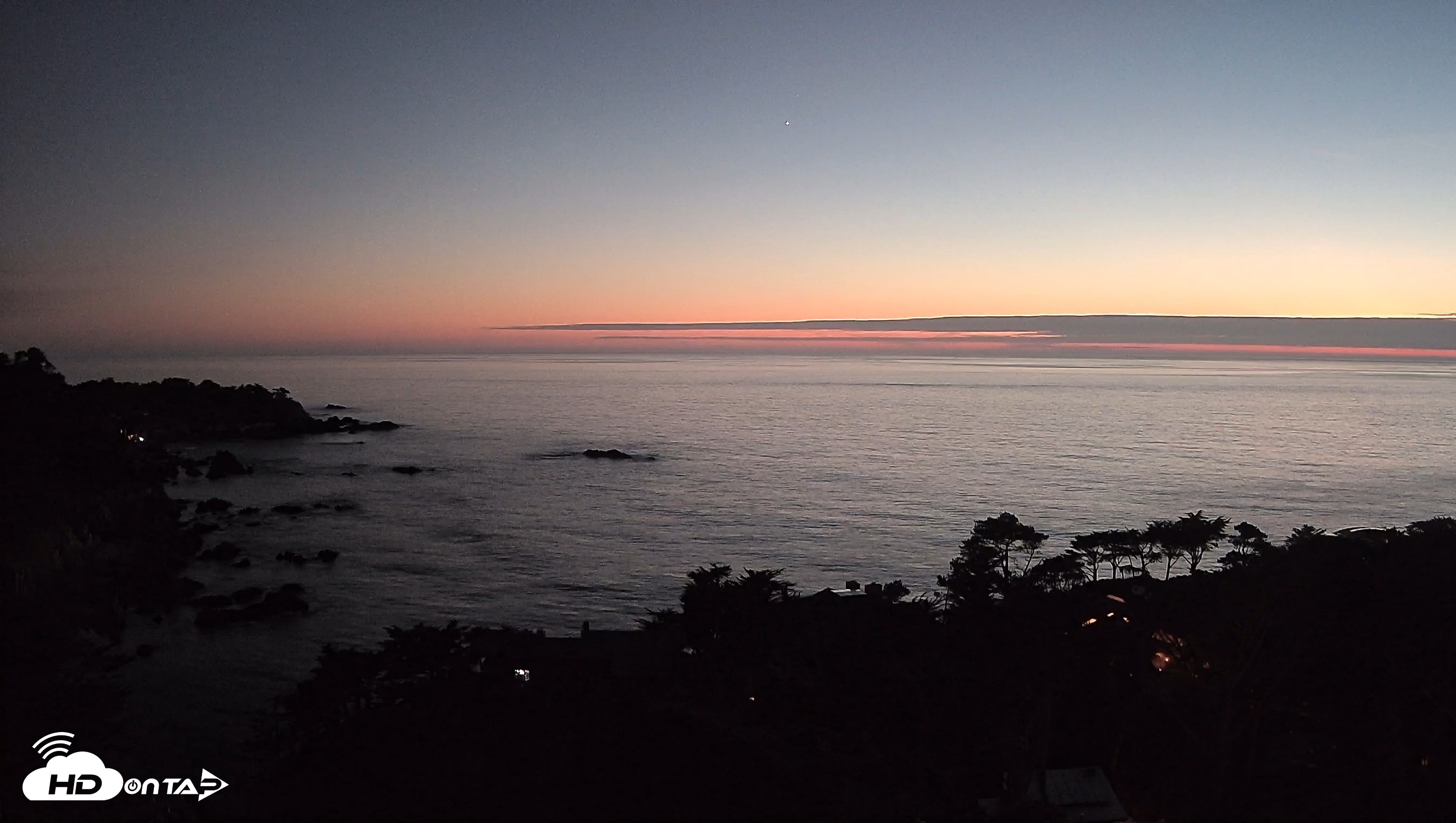 Snapshot of Carmel-By-The-Sea Live Webcam taken Sep 1, 2026, 8:11pm PDT