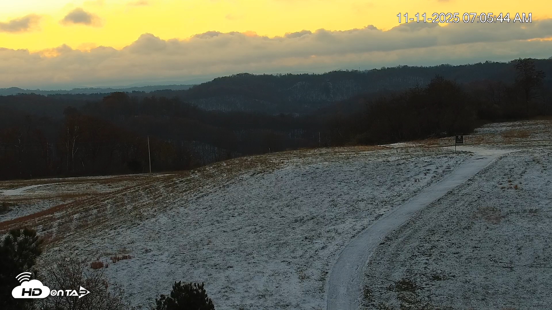 Snapshot of Virginia Elk Live Webcam taken Nov 11, 2025, 7:06am EST