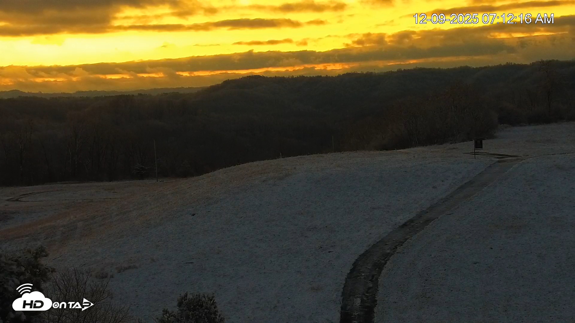 Snapshot of Virginia Elk Live Webcam taken Dec 9, 2025, 7:12am EST