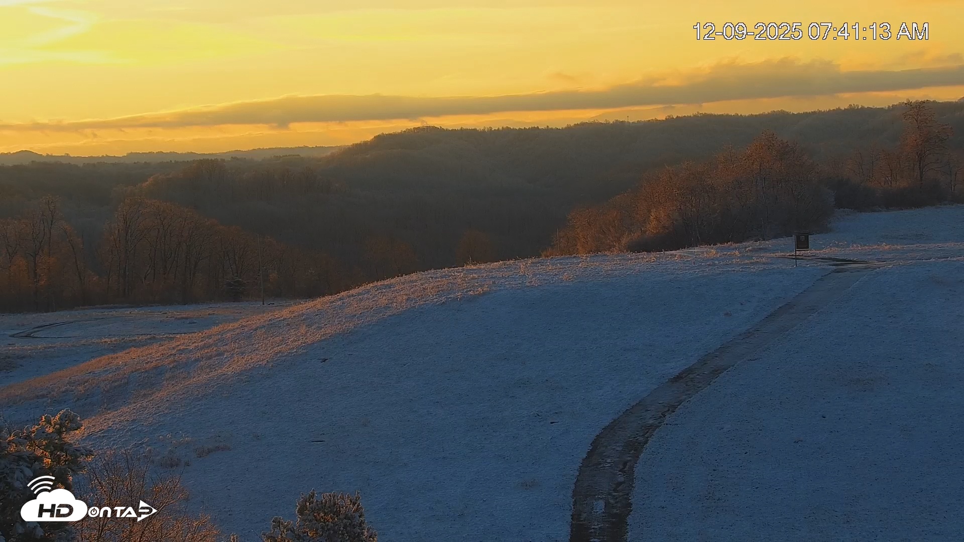 Snapshot of Virginia Elk Live Webcam taken Dec 9, 2025, 7:41am EST