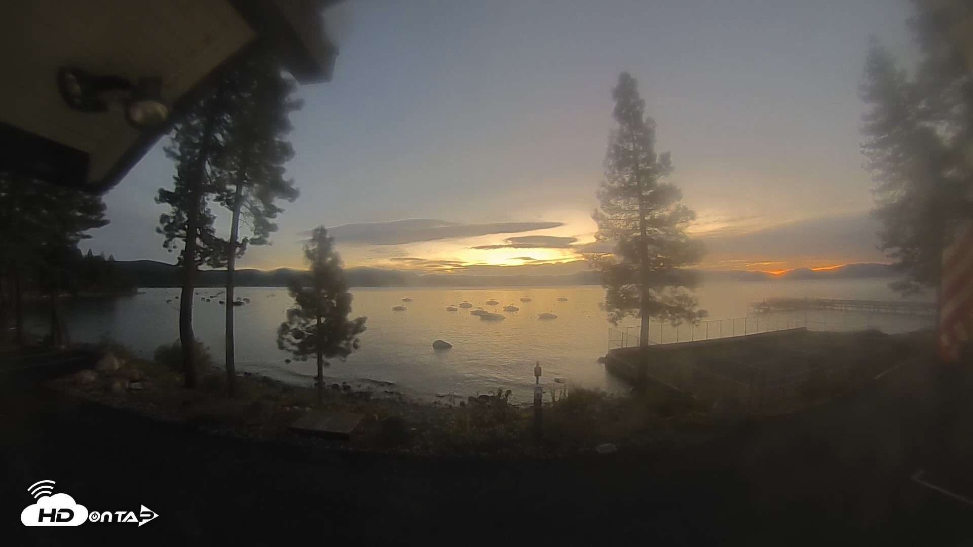 Snapshot of Carnelian Bay Lake Tahoe Live Webcam taken Sep 25, 2026, 6:32am PDT