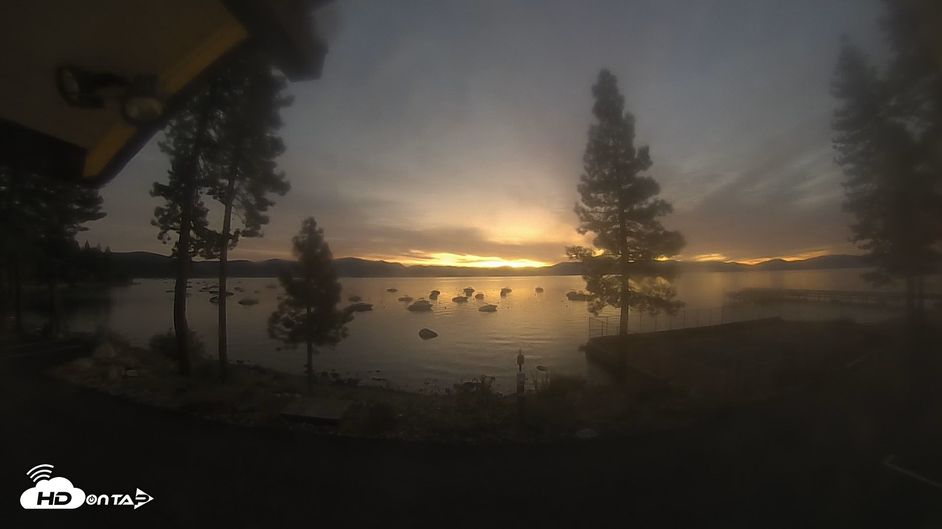 Snapshot of Carnelian Bay Lake Tahoe Live Webcam taken Sep 20, 2026, 6:25am PDT