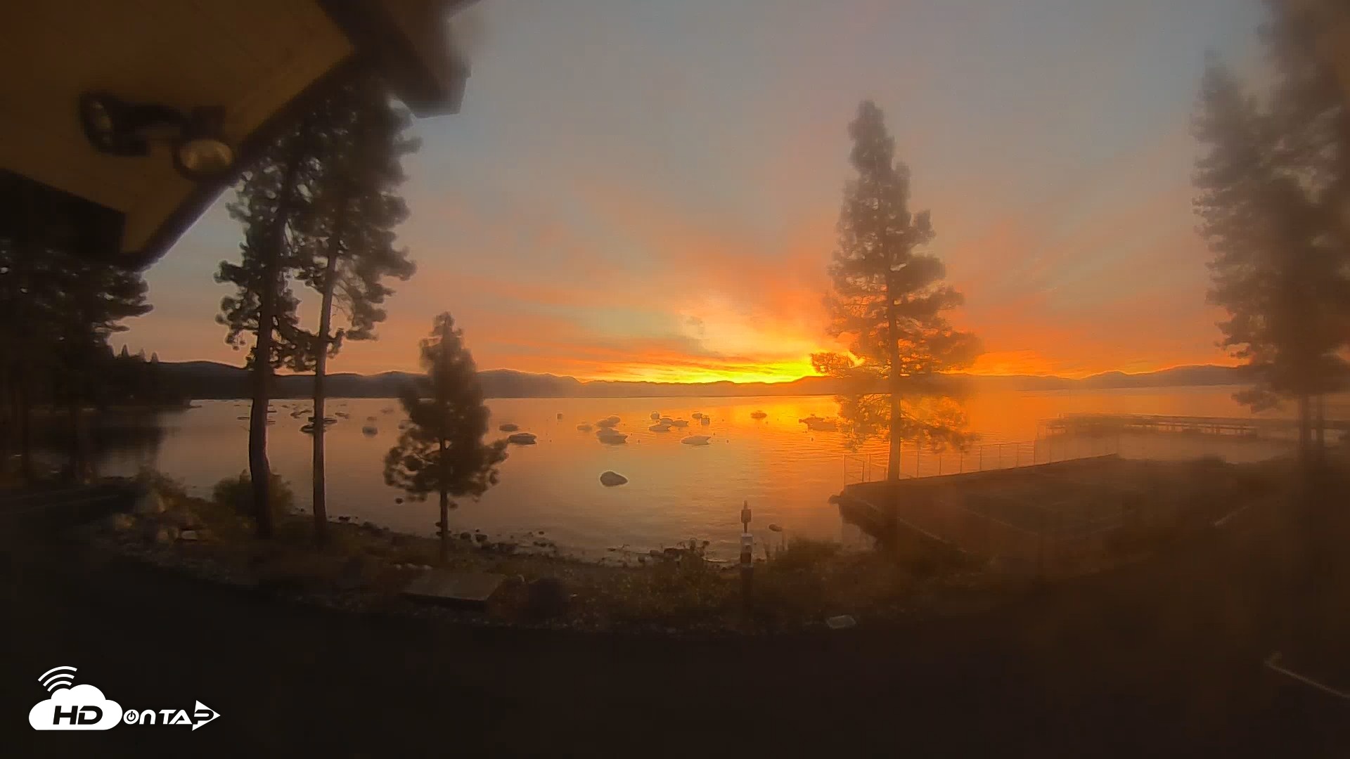 Snapshot of Carnelian Bay Lake Tahoe Live Webcam taken Sep 20, 2026, 6:35am PDT