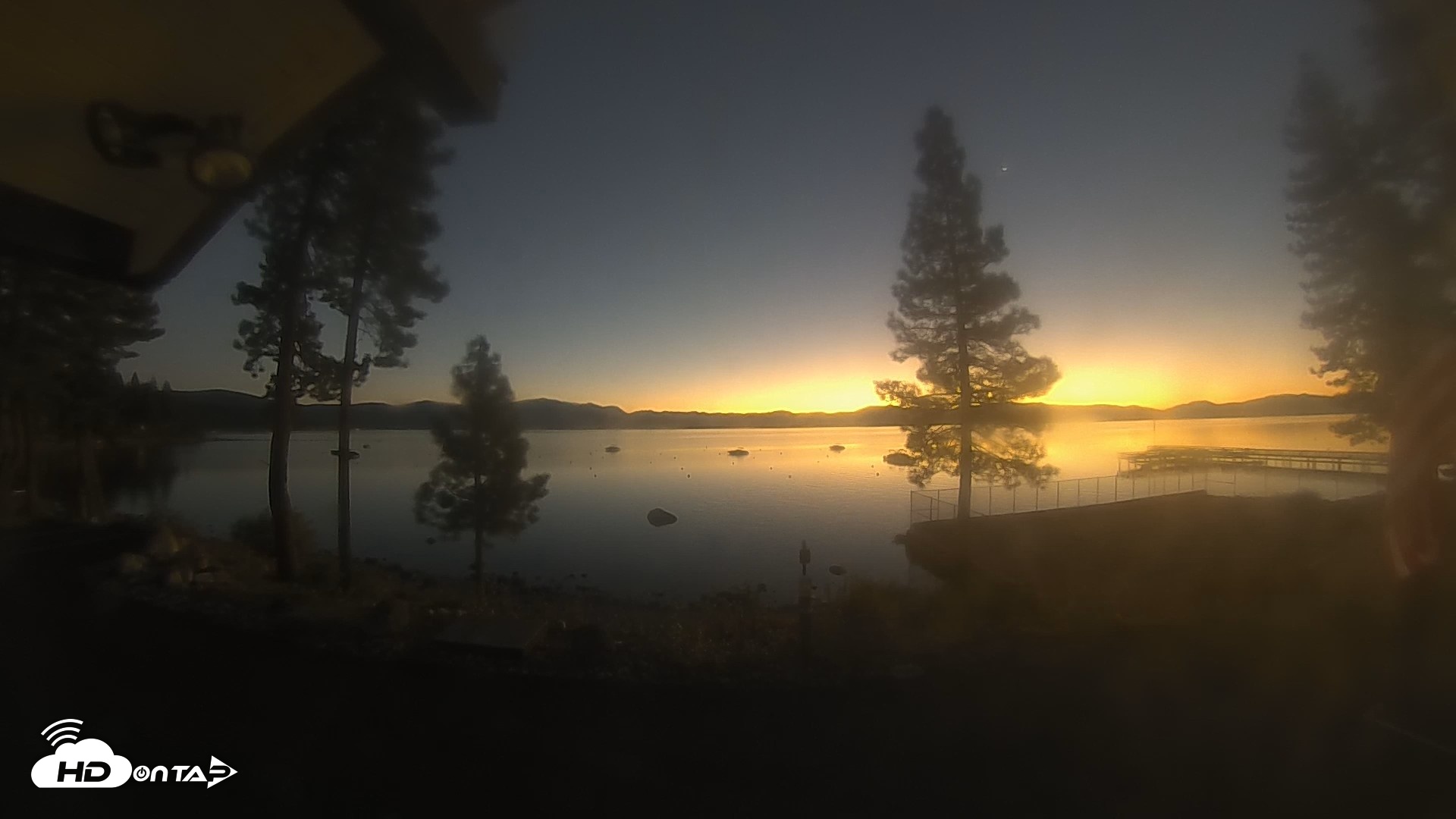 Snapshot of Carnelian Bay Lake Tahoe Live Webcam taken Oct 7, 2026, 6:39am PDT