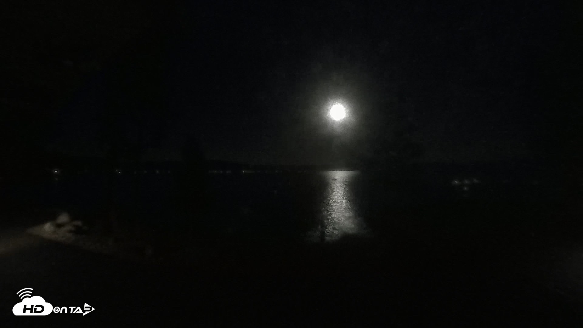 Snapshot of Carnelian Bay Lake Tahoe Live Webcam taken Sep 28, 2026, 9:31pm PDT