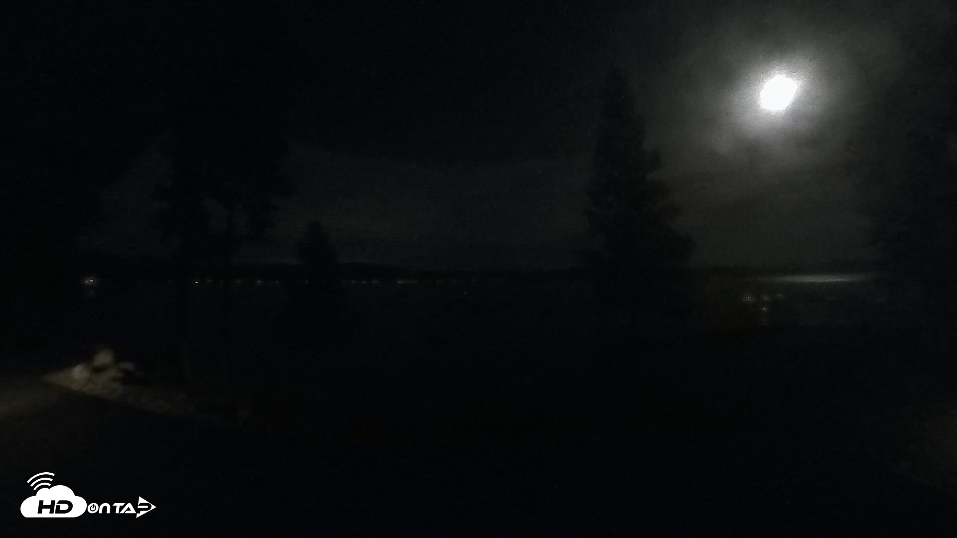 Snapshot of Carnelian Bay Lake Tahoe Live Webcam taken Sep 24, 2026, 8:33pm PDT