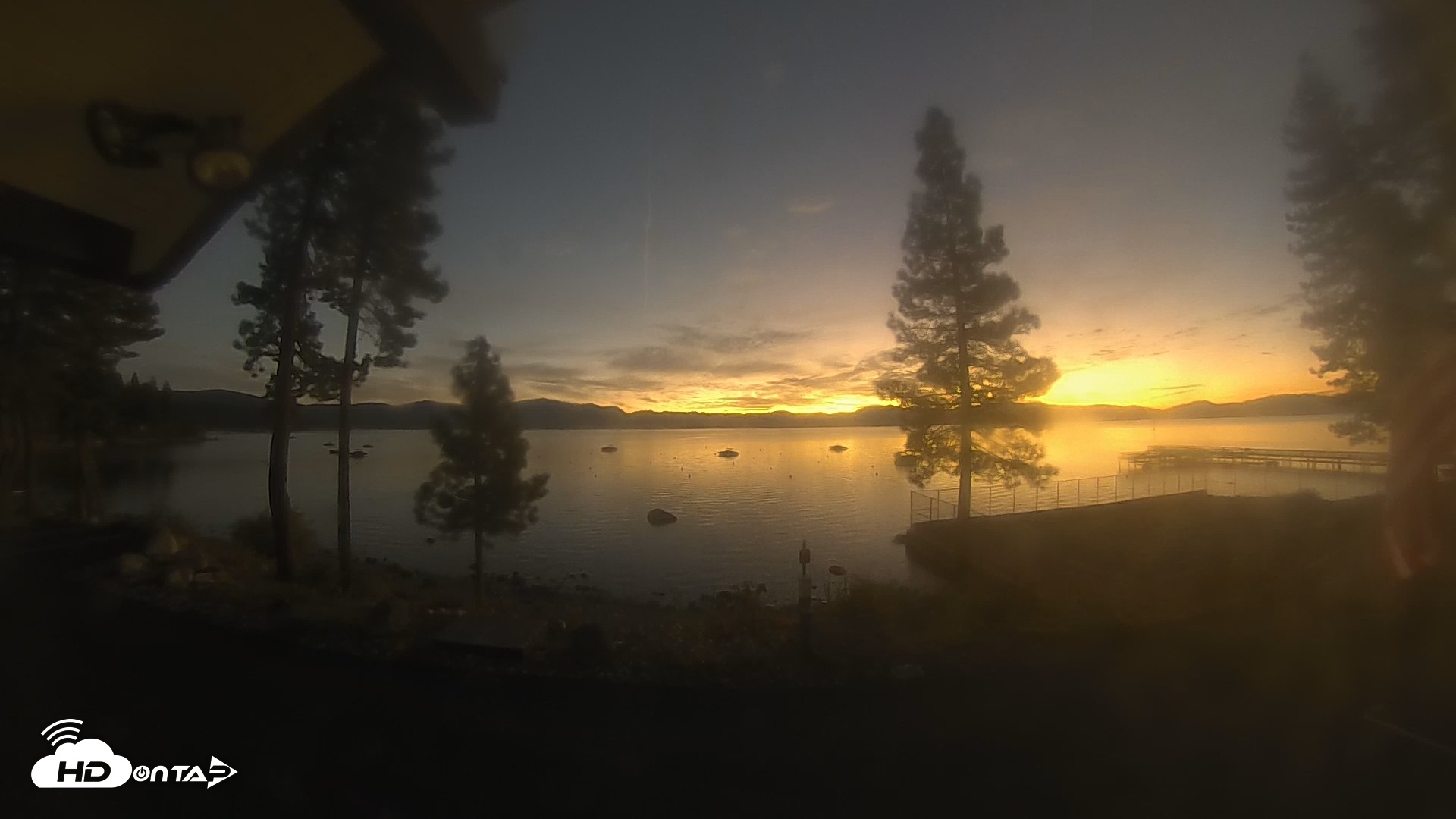 Snapshot of Carnelian Bay Lake Tahoe Live Webcam taken Oct 4, 2026, 6:36am PDT