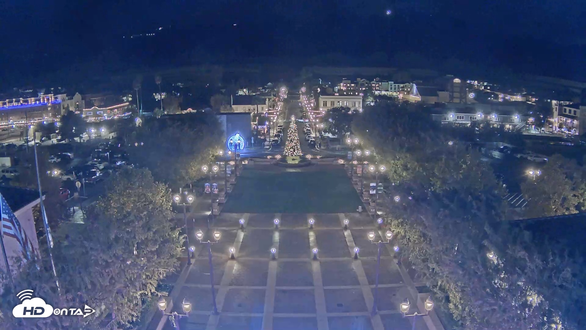 Snapshot of City of Temecula Town Square Live Webcam taken Nov 20, 2025, 7:35pm PST