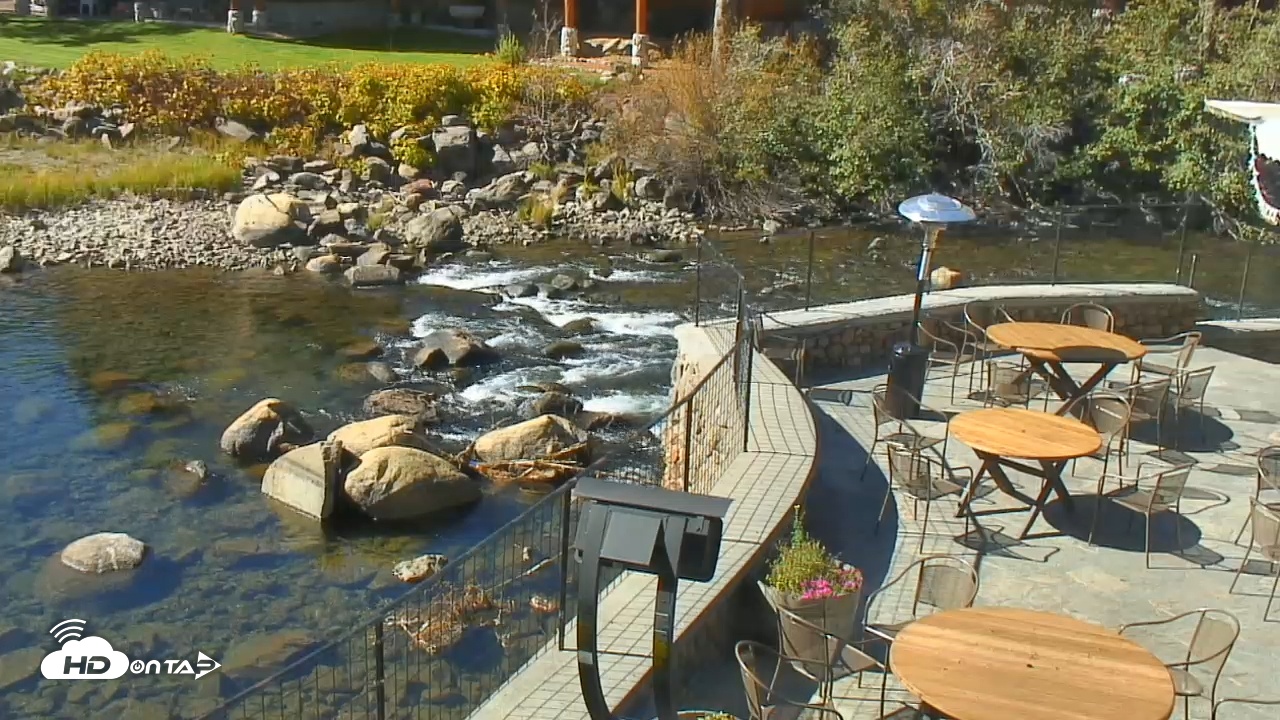 Snapshot of Tahoe City's River Ranch Lodge Live Cam taken Oct 7, 2025, 11:14am PDT