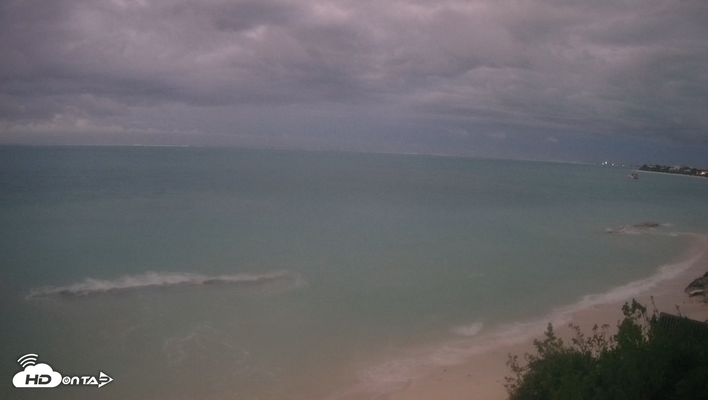 Snapshot of Turks & Caicos North Shore Live Webcam taken Oct 26, 2026, 6:33pm EDT