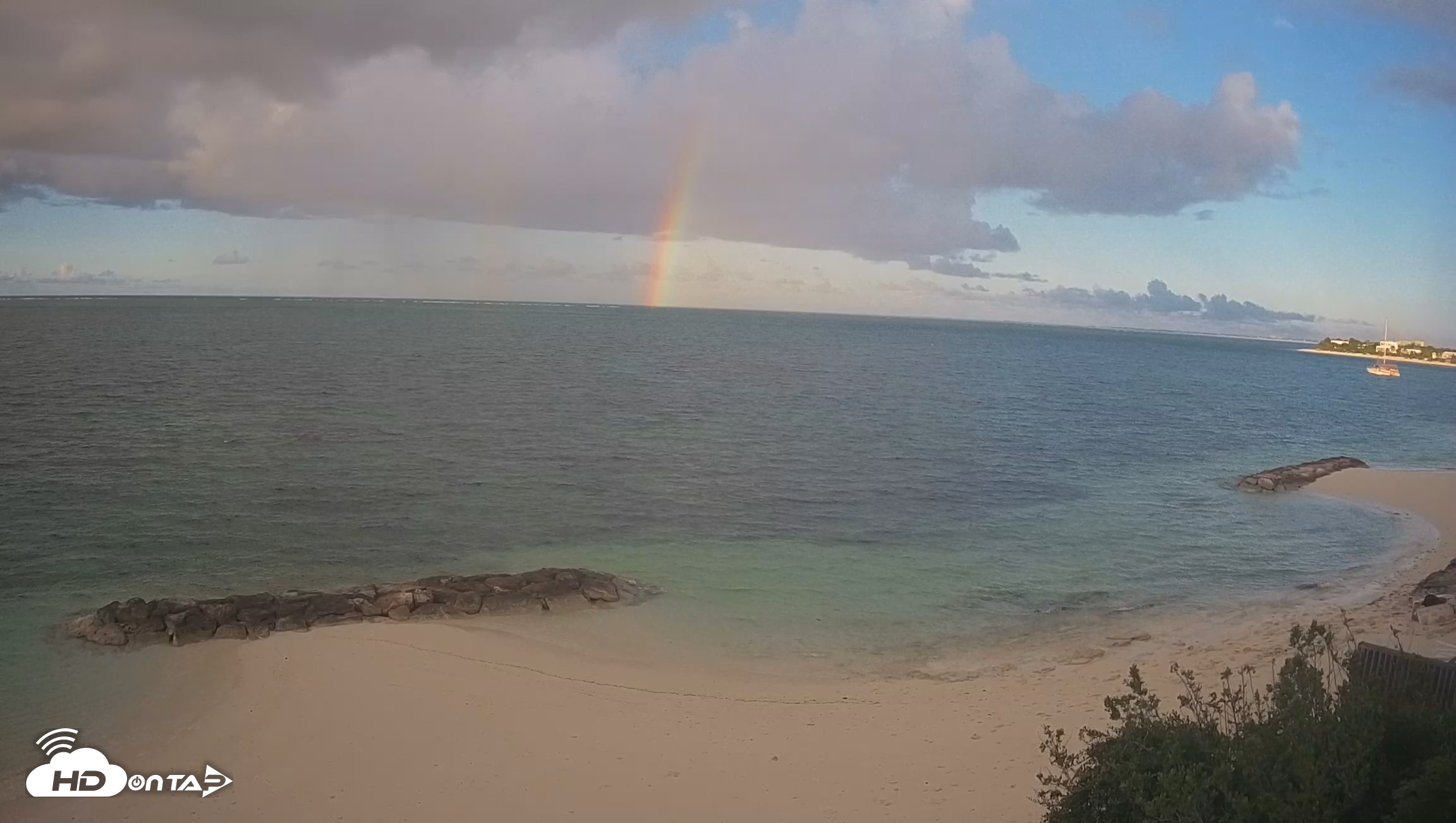 Snapshot of Turks & Caicos North Shore Live Webcam taken Oct 13, 2026, 6:05pm EDT