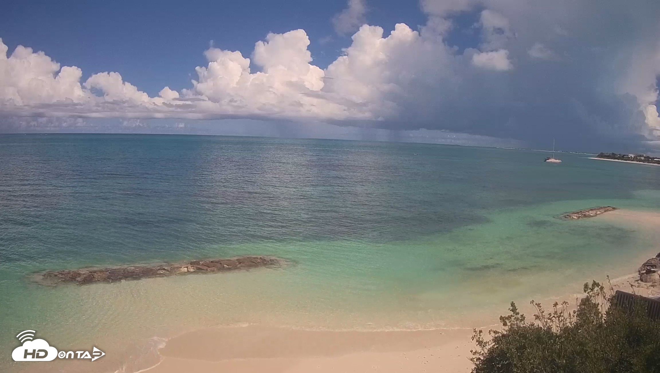 Snapshot of Turks & Caicos North Shore Live Webcam taken Oct 13, 2026, 12:13pm EDT