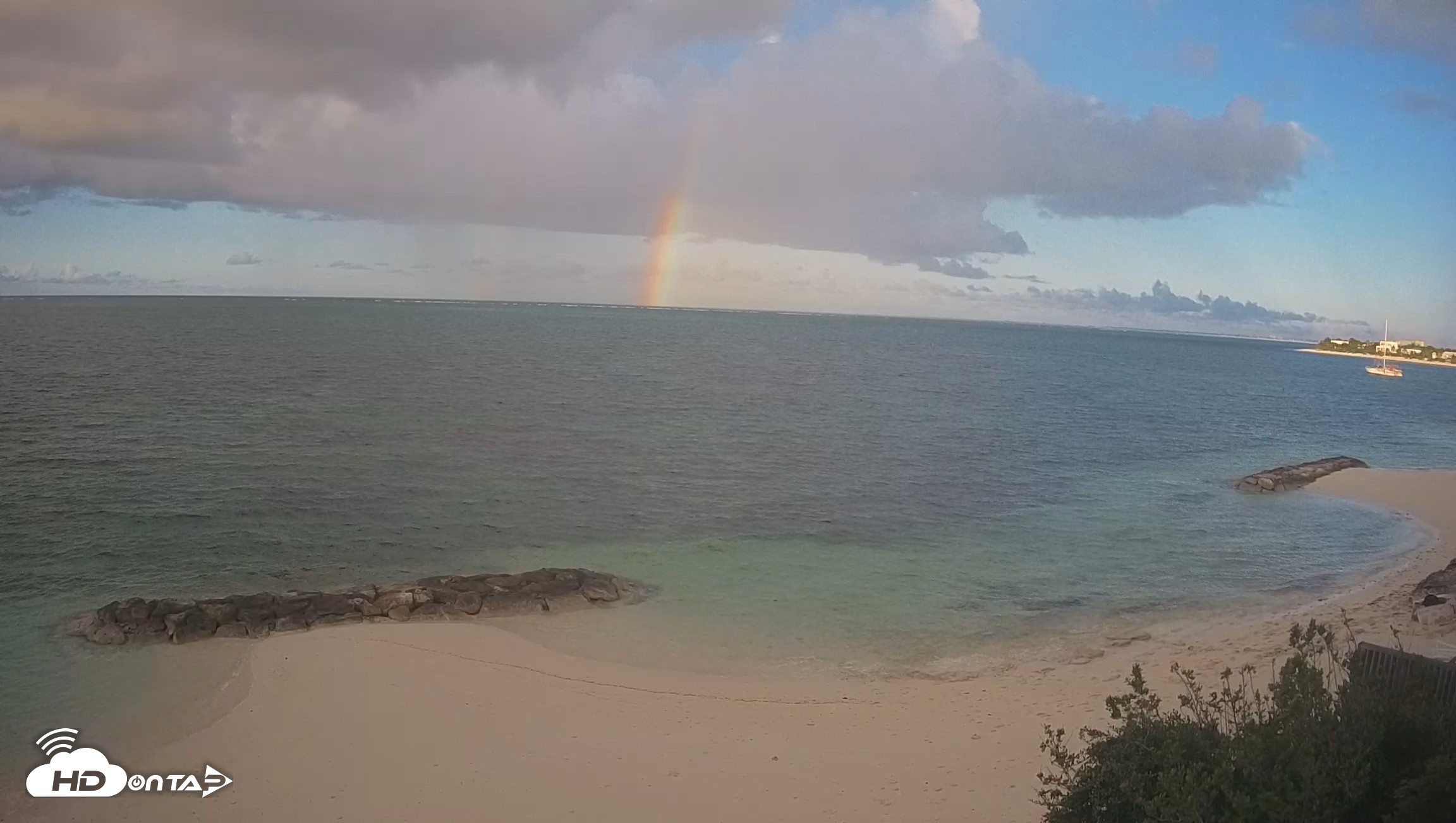 Snapshot of Turks & Caicos North Shore Live Webcam taken Oct 13, 2026, 6:05pm EDT