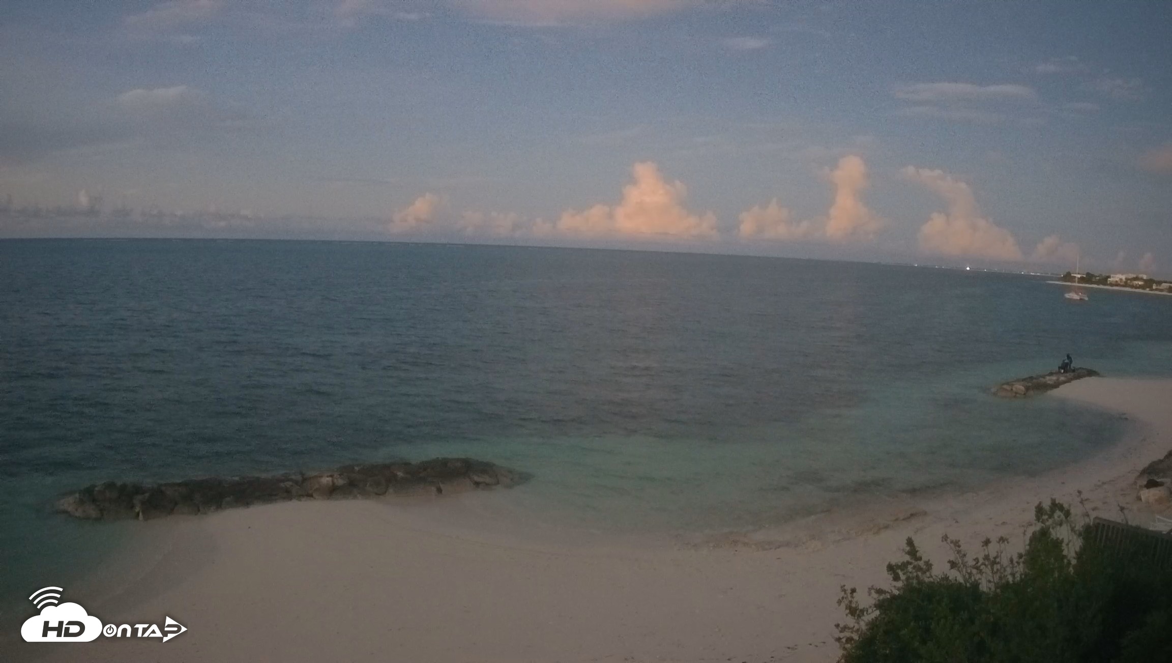 Snapshot of Turks & Caicos North Shore Live Webcam taken Oct 14, 2026, 6:47pm EDT