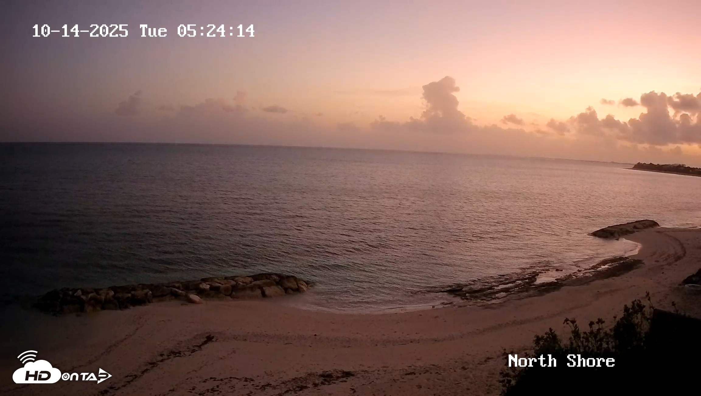 Snapshot of Turks & Caicos North Shore Live Webcam taken Oct 14, 2025, 6:24am EDT