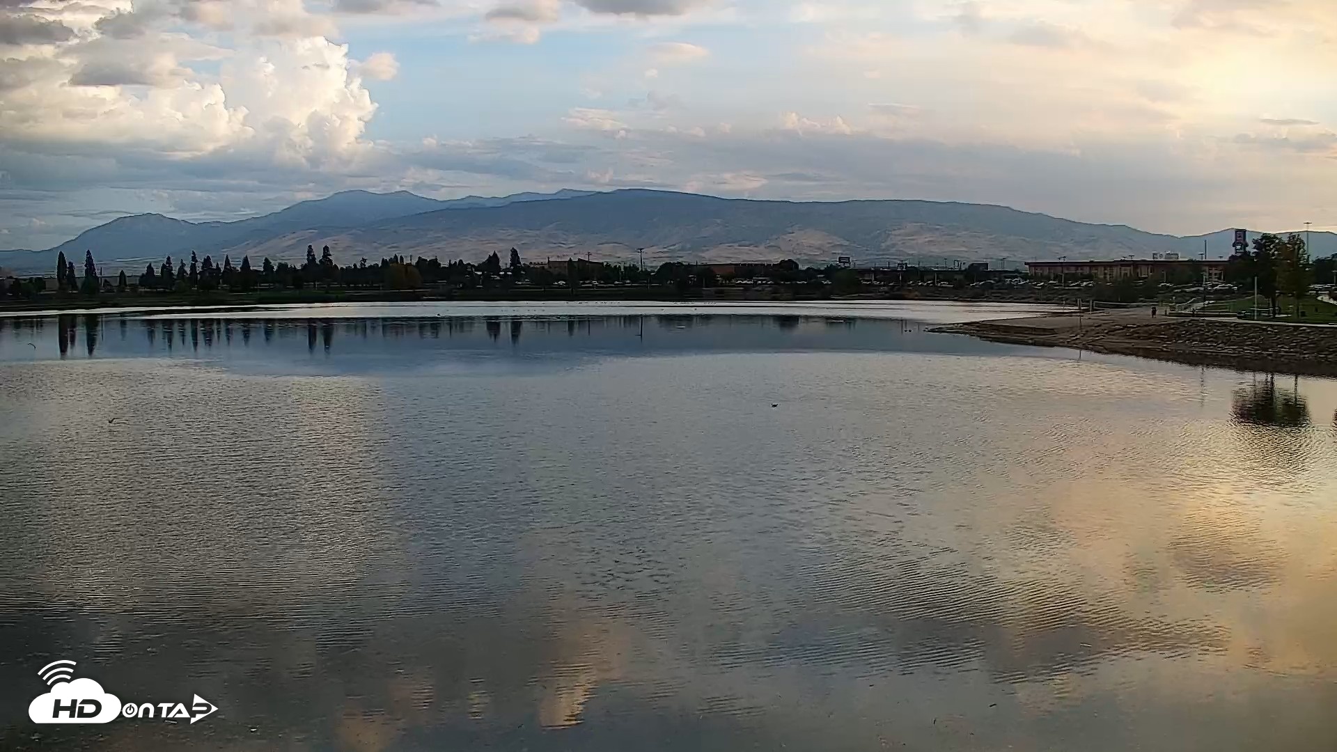 Snapshot of Sparks Water Bar Live Webcam taken Aug 12, 2026, 7:30pm PDT