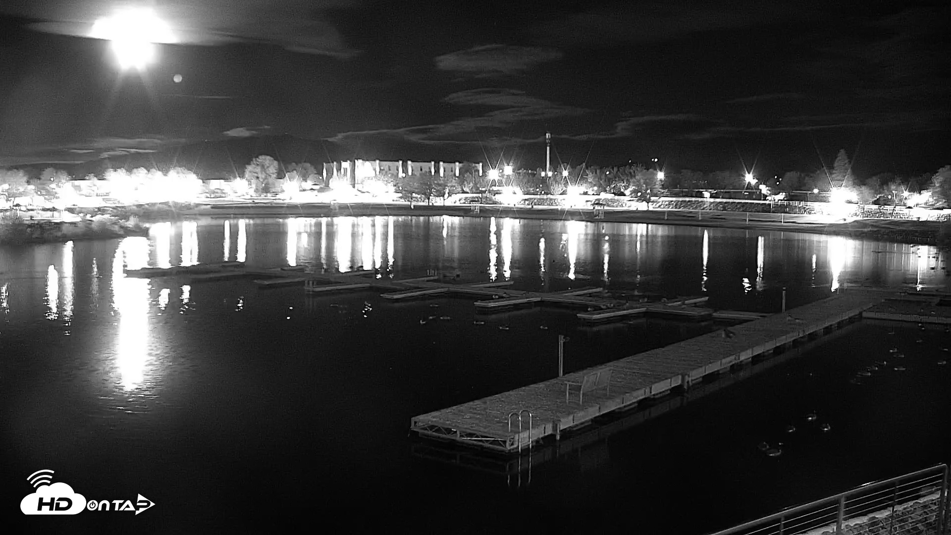 Snapshot of Sparks Water Bar Live Webcam taken Nov 4, 2025, 4:36am PST