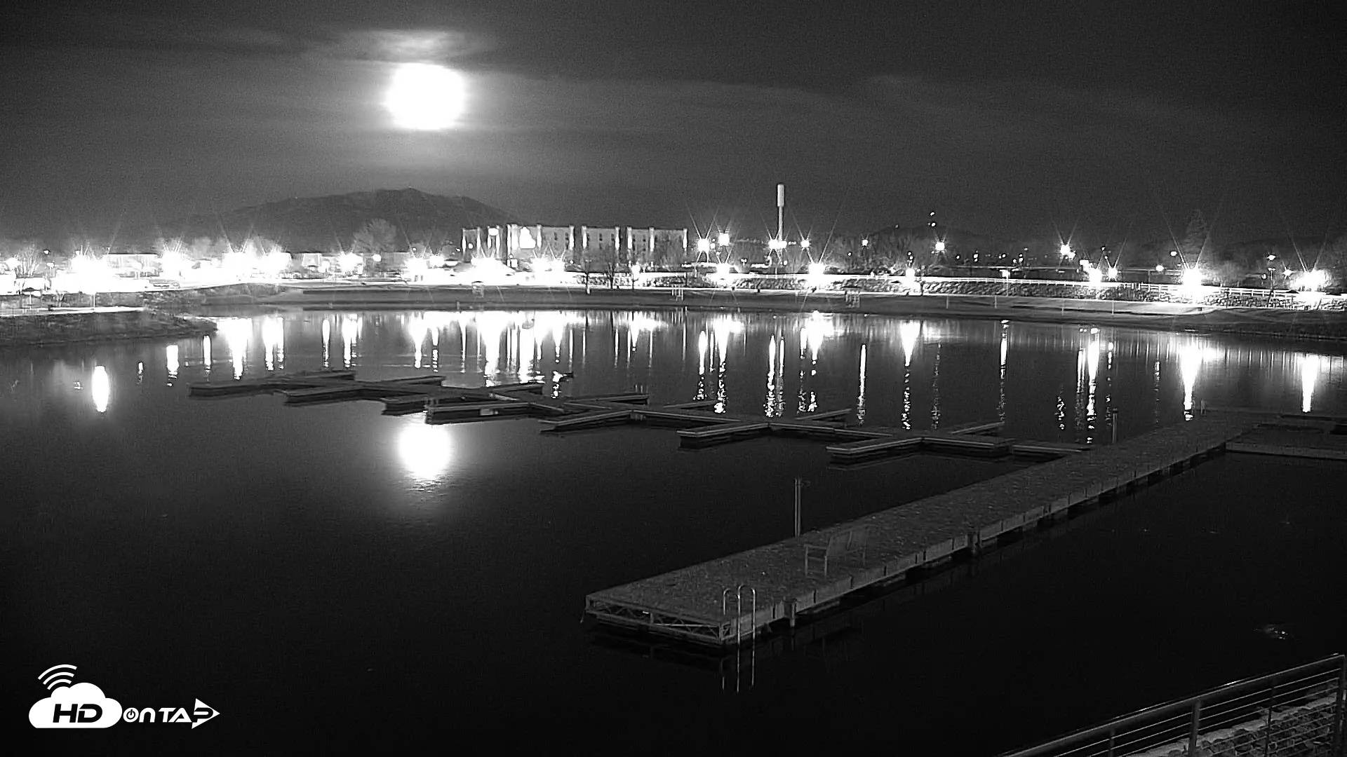 Snapshot of Sparks Water Bar Live Webcam taken Feb 1, 2026, 6:24am PST