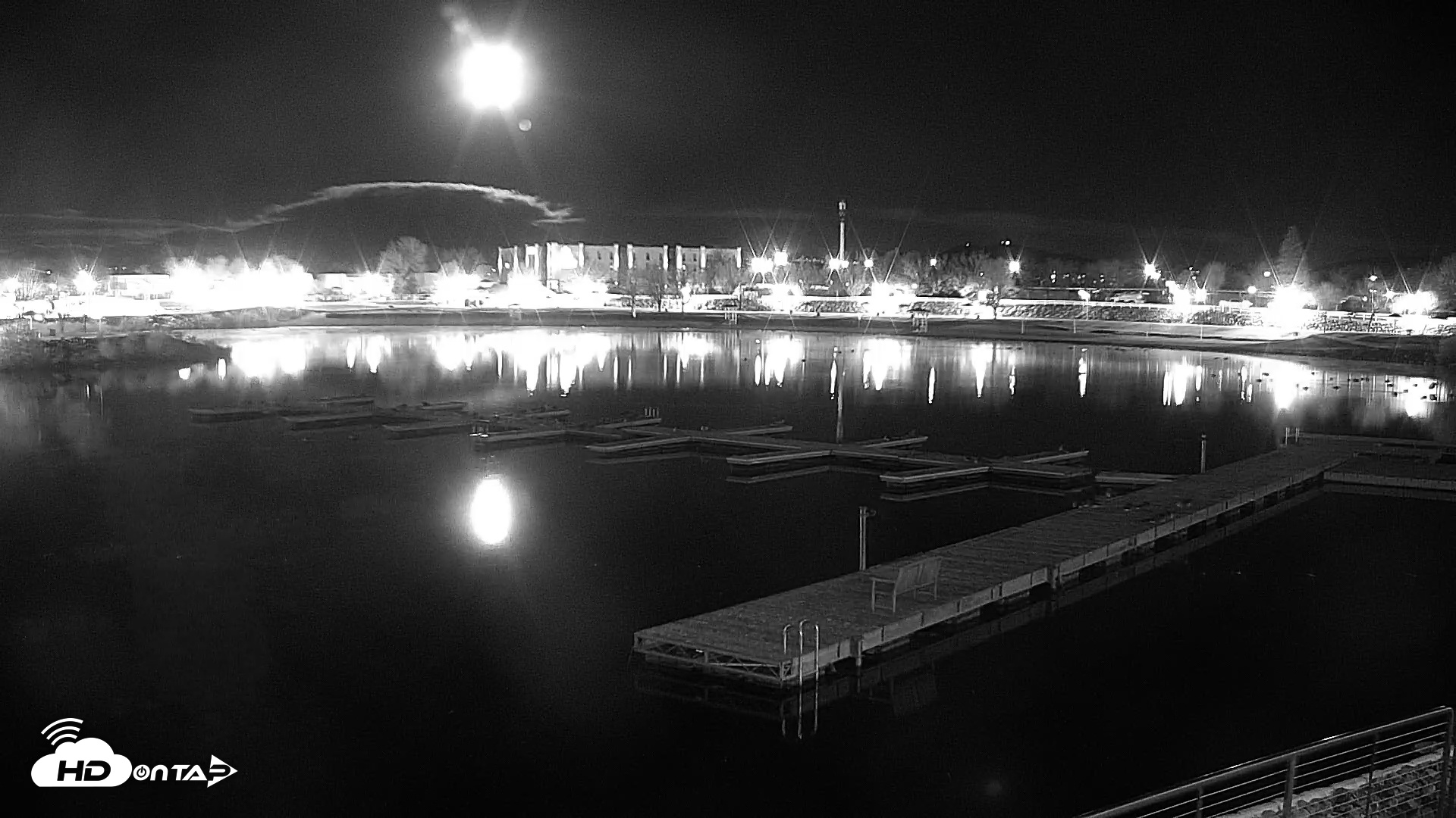 Snapshot of Sparks Water Bar Live Webcam taken Dec 3, 2025, 4:42am PST