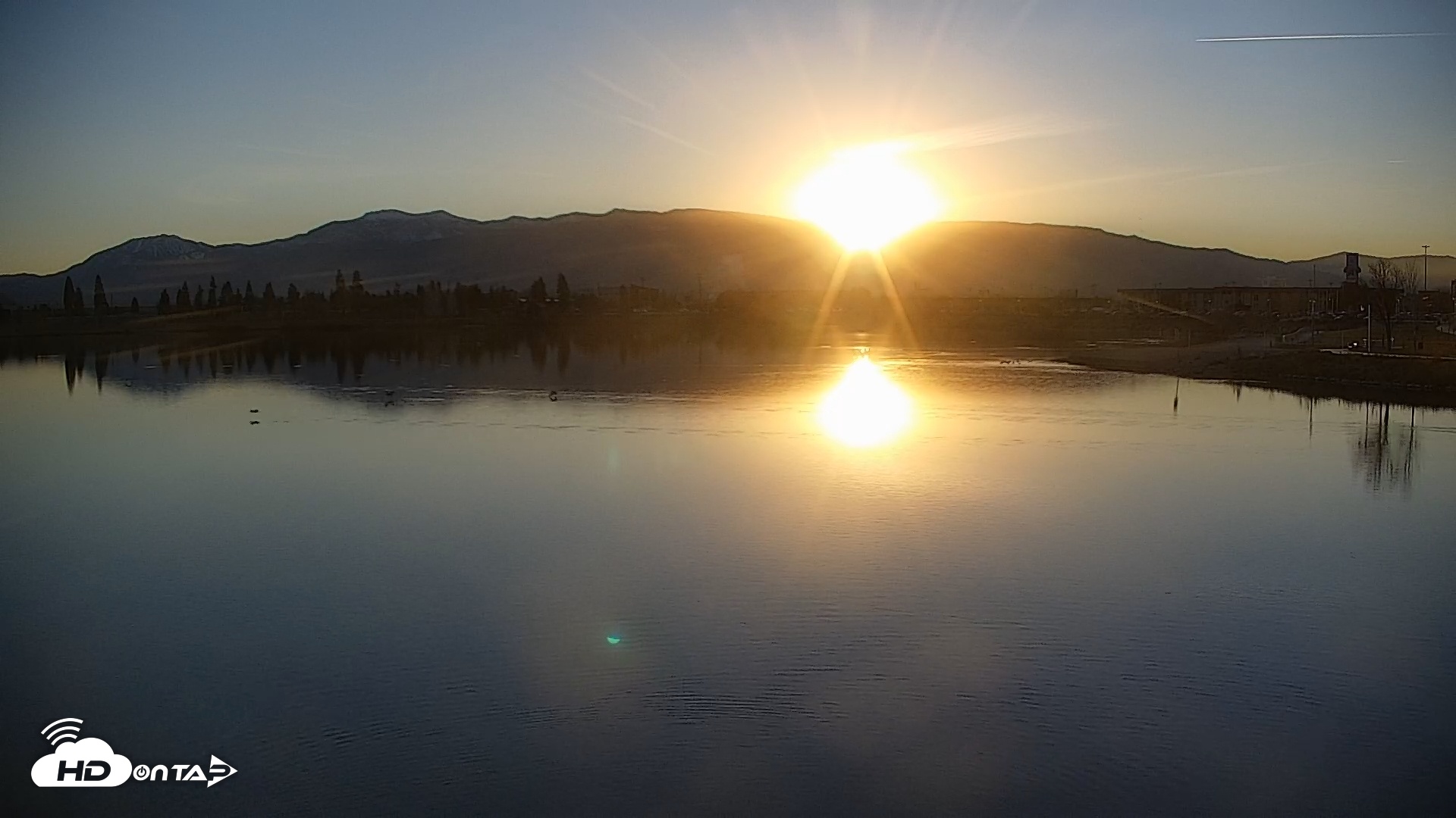 Snapshot of Sparks Water Bar Live Webcam taken Dec 10, 2025, 4:11pm PST