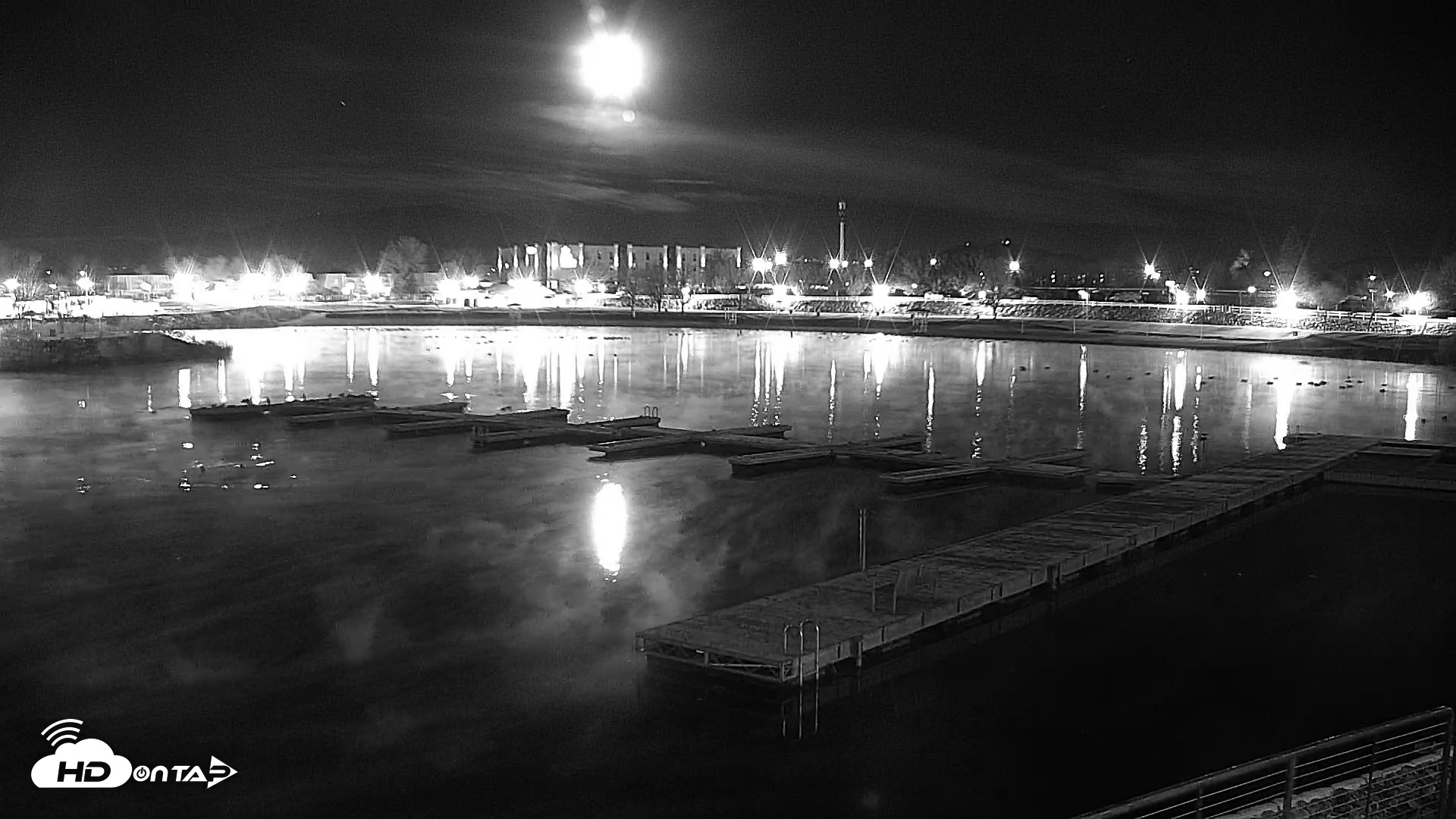 Snapshot of Sparks Water Bar Live Webcam taken Dec 4, 2025, 5:58am PST