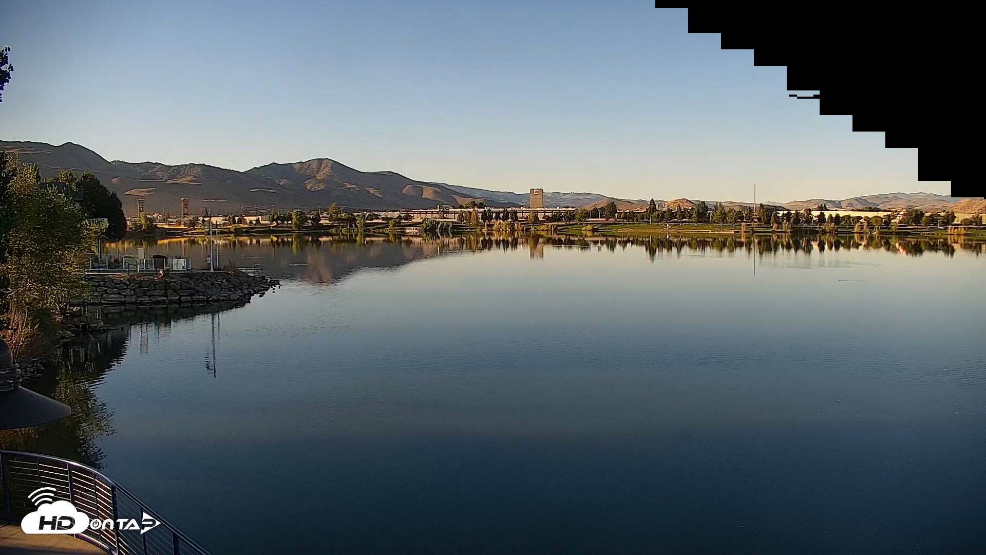 Snapshot of Sparks Water Bar Live Webcam taken Aug 14, 2025, 7:15am PDT
