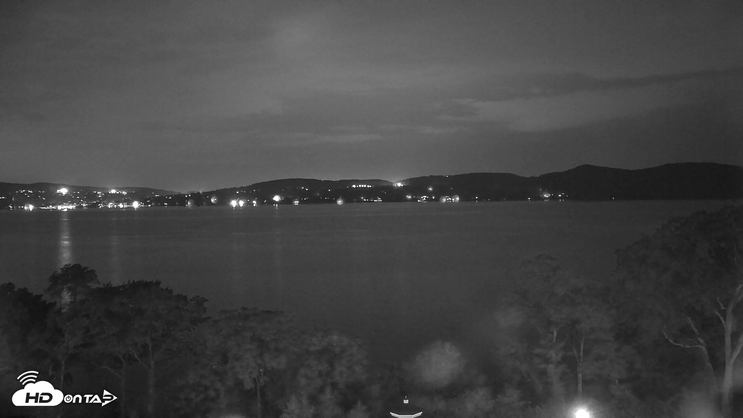 Snapshot of Hudson River Live Webcam taken Aug 30, 2026, 10:17pm EDT