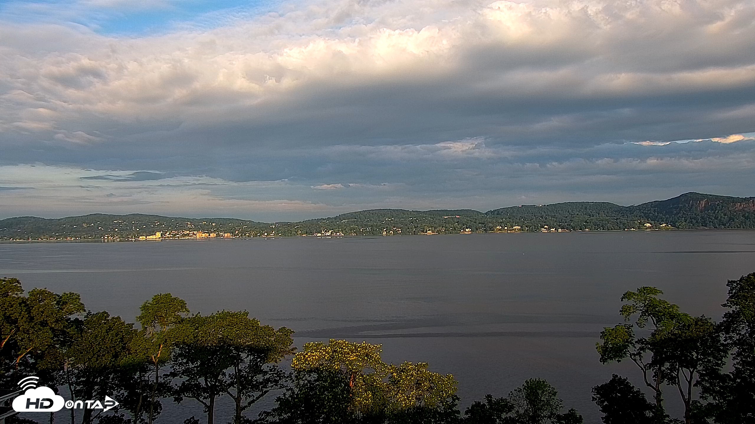 Snapshot of Hudson River Live Webcam taken Jun 12, 2026, 6:29am EDT